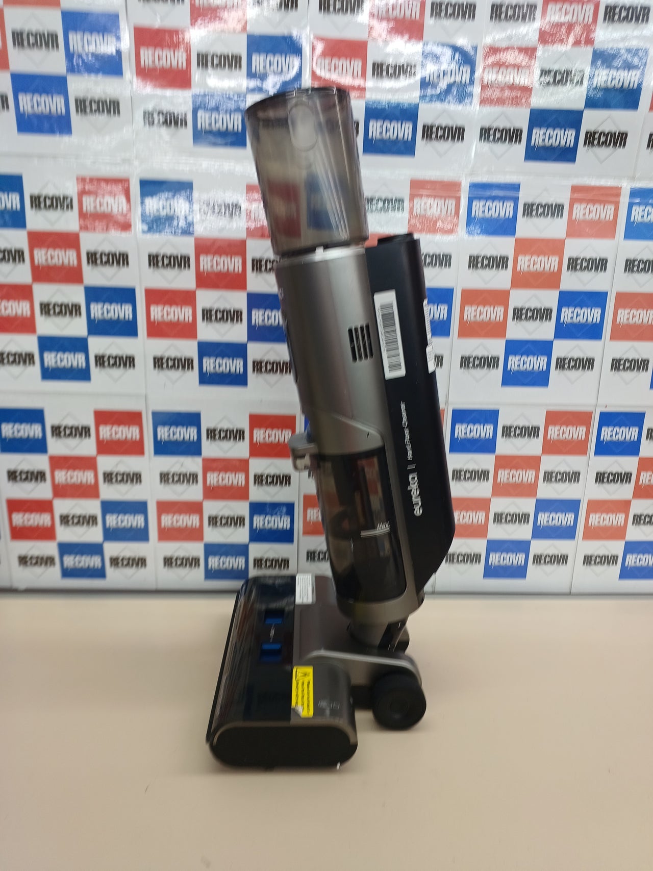 Aspiradora fregona sin cable multisuperficie voz Eureka