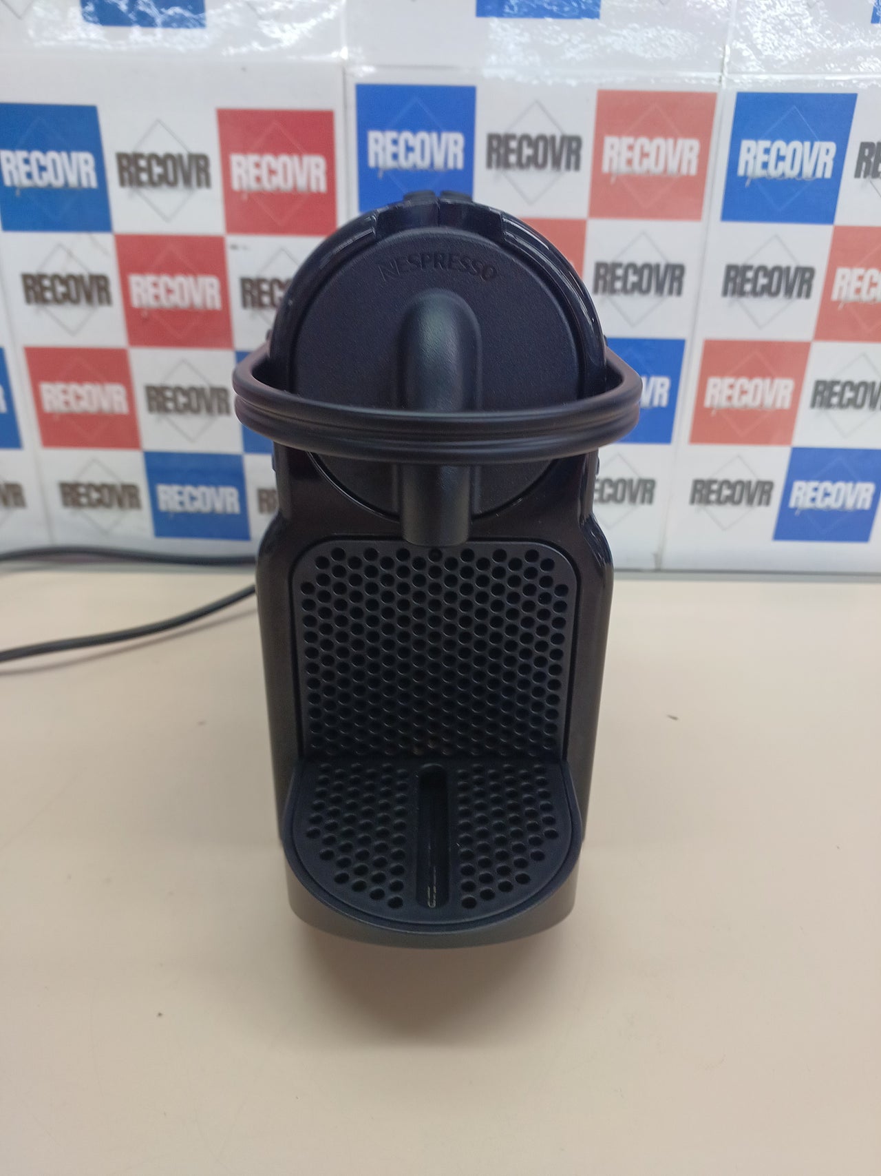 Cafetera cápsulas 19 bar apagado auto Nespresso Inissia De'Longhi