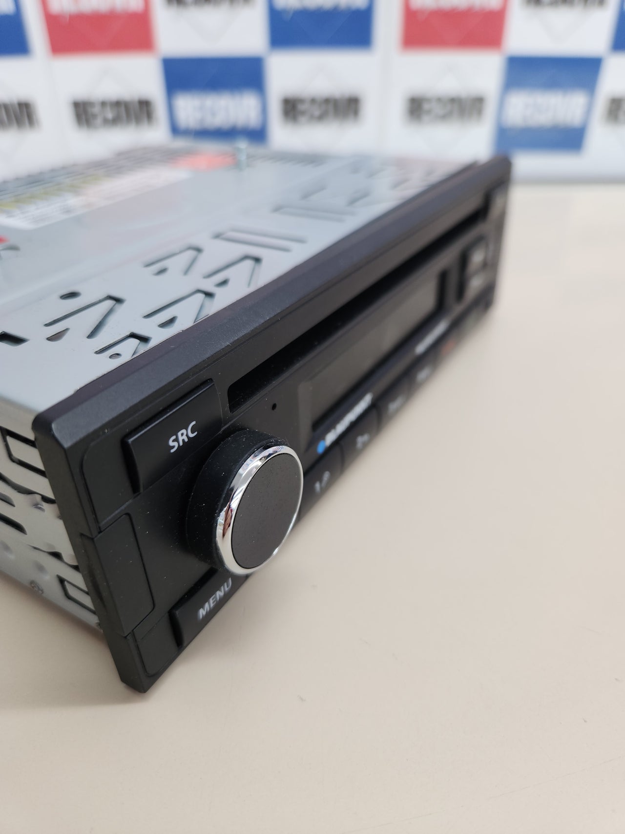 Autoradio Blaupunkt Milano 200BT con CD y USB