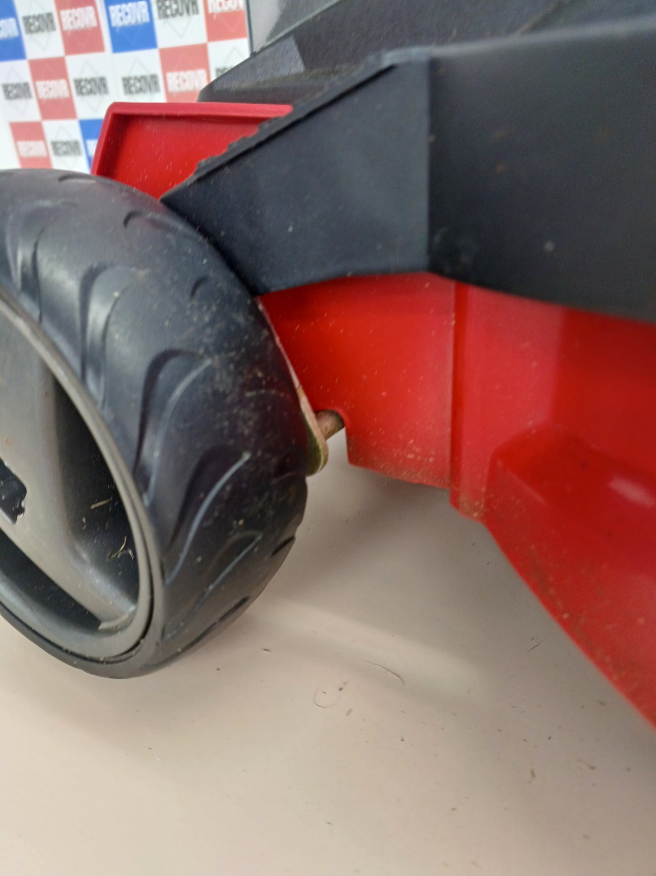 Cortacésped 36V 43cm brushless 600m² mulching Einhell