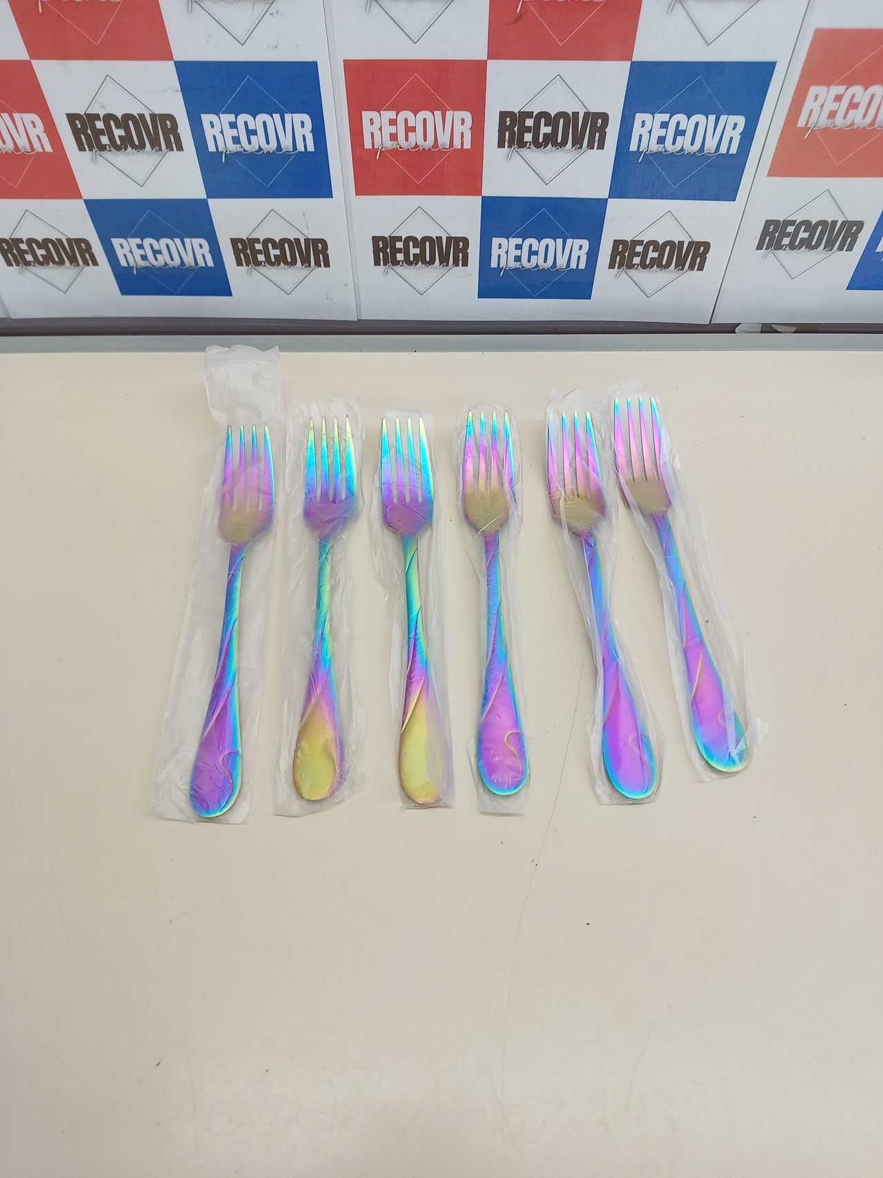 Vajilla arcoiris acero inoxidable 30 pzs