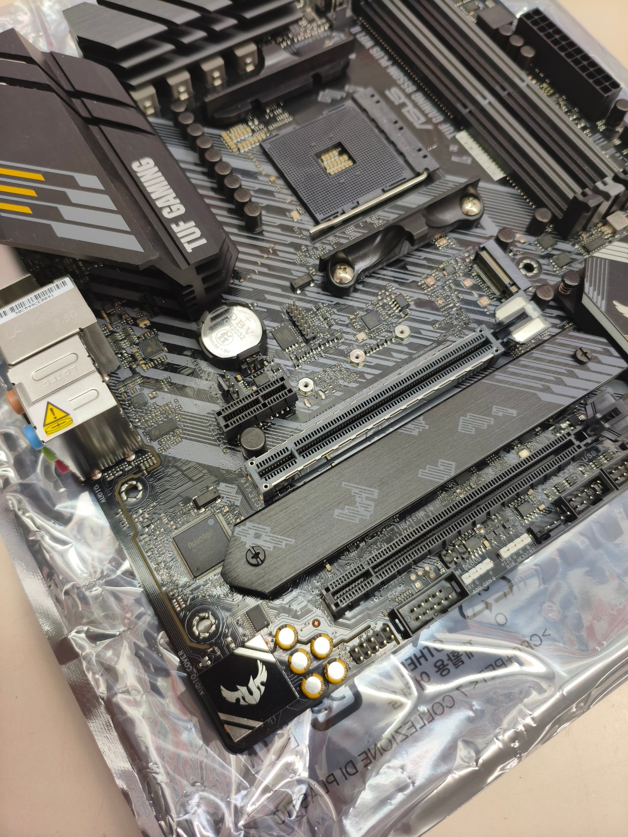 Placa base ASUS TUF Gaming B550M-PLUS WiFi II