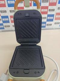 Sandwichera retro 700 W con 3 placas intercambiables CECOTEC
