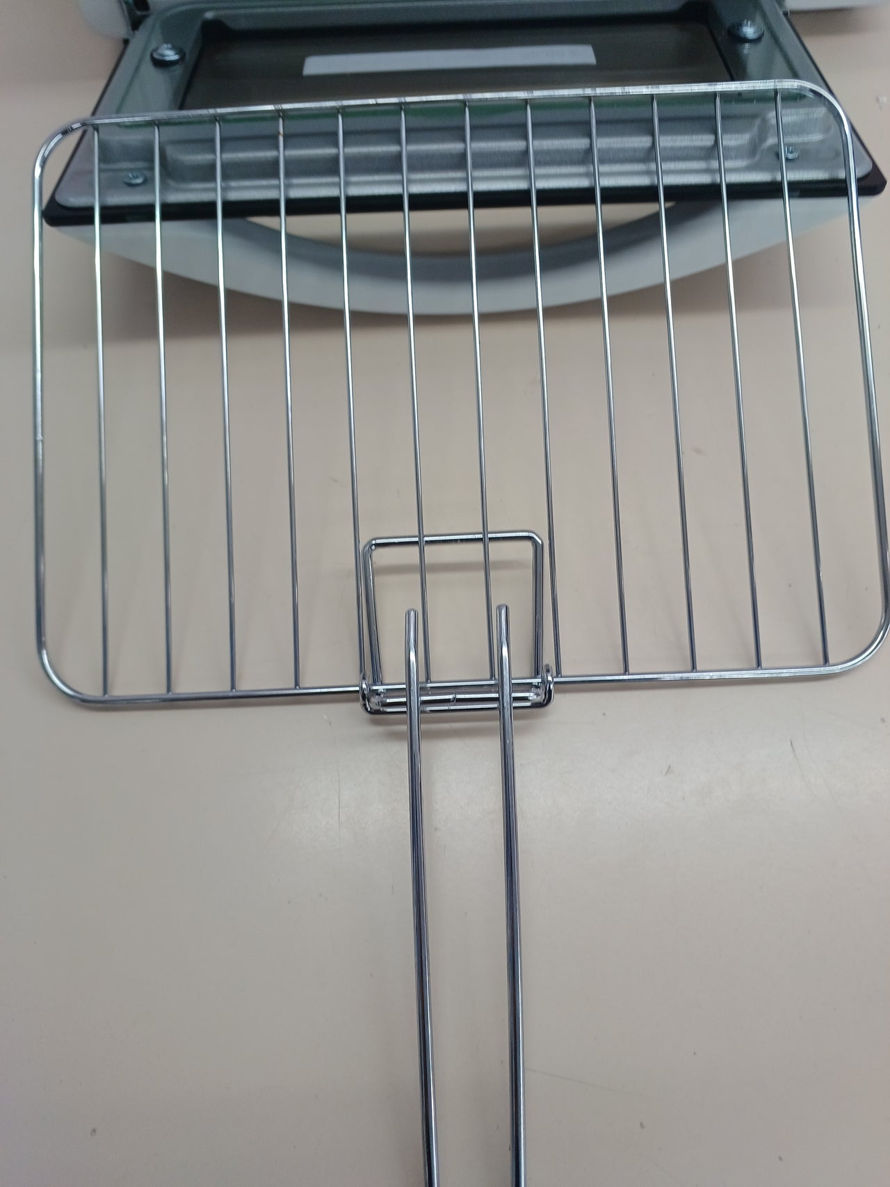 Horno sobremesa 10 L 1000 W con temporizador CECOTEC
