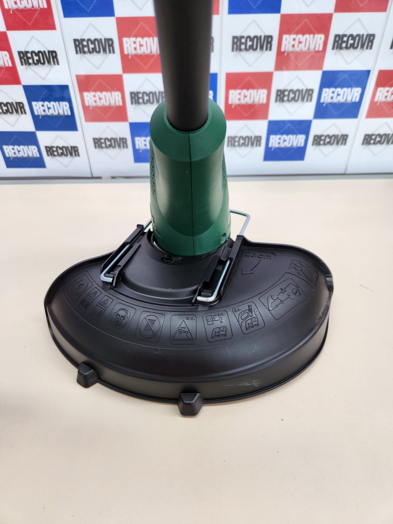 Bosch Home and Garden cortabordes eléctrico EasyGrassCut 23 (280 W, diámetro de corte de 23 cm, embalaje en caja)