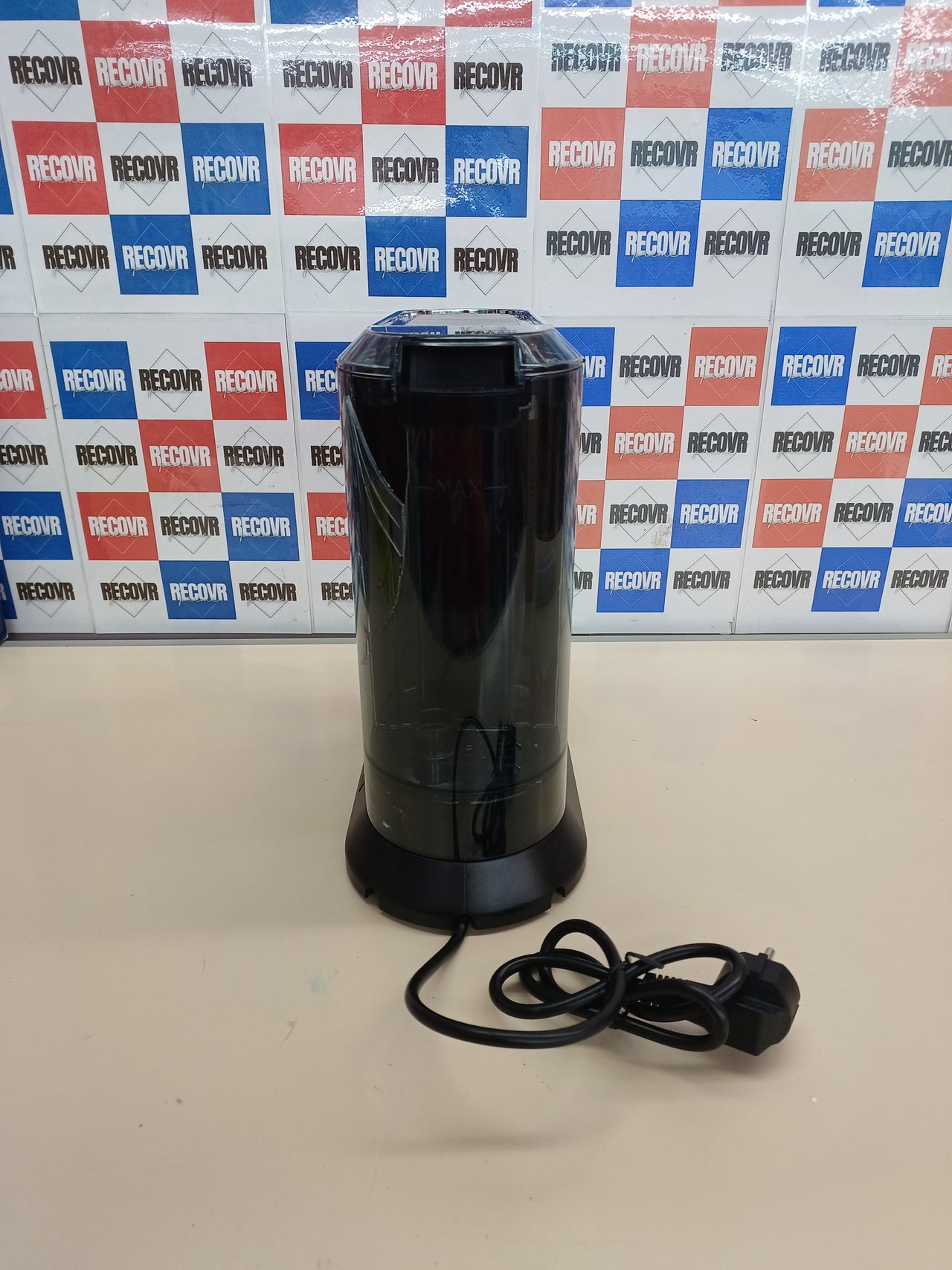 Cafetera Espresso De’Longhi Dedica EC685.W