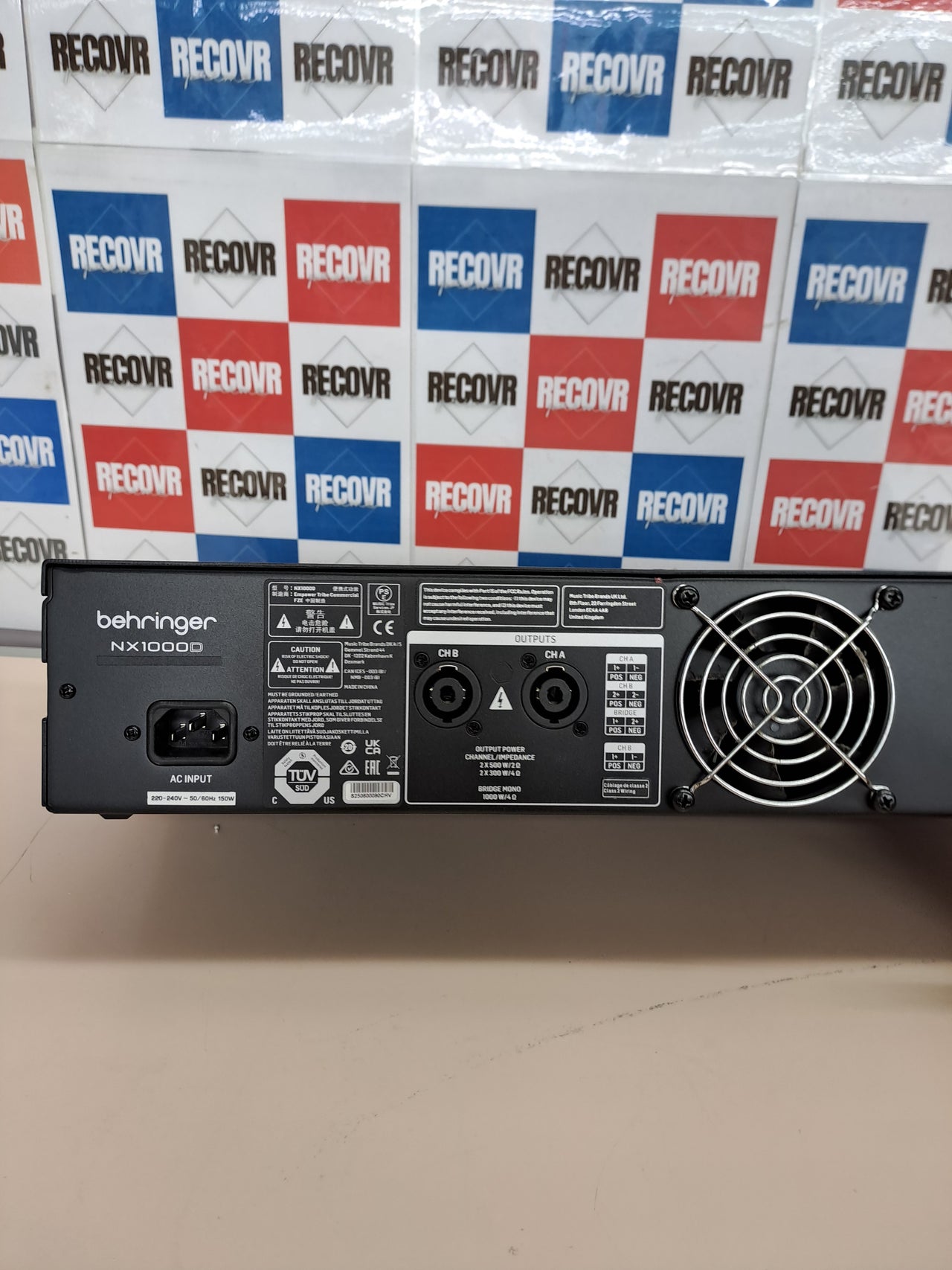 Behringer NX1000D