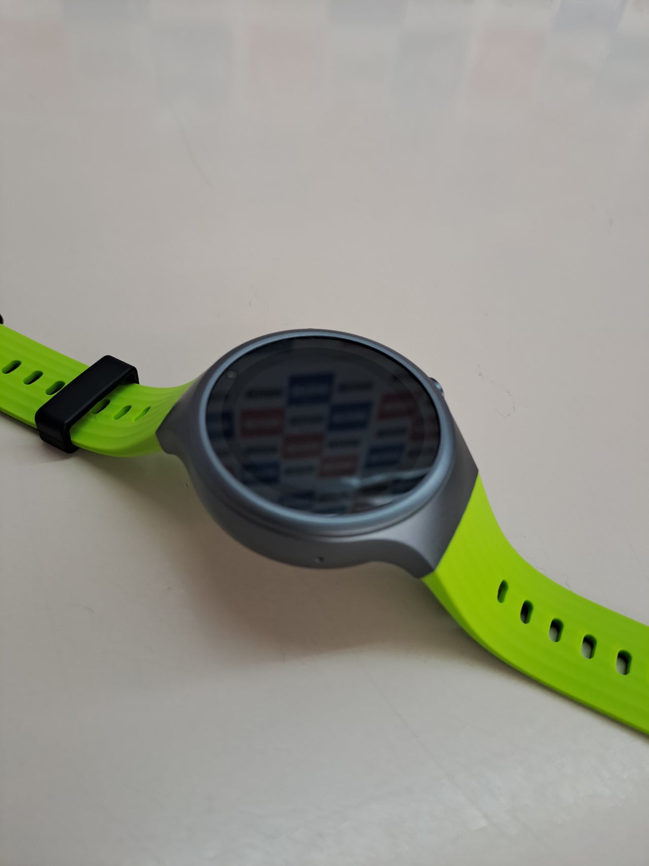Reloj inteligente SPC SMARTEE 4G Junior con GPS, verde