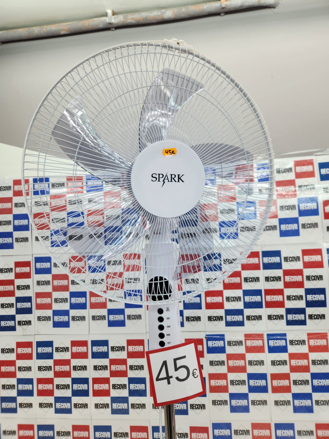 Ventilador de pie Spark 18" con mando, 65W, 5 aspas aluminio, altura regulable, silencioso S-18SF/R1