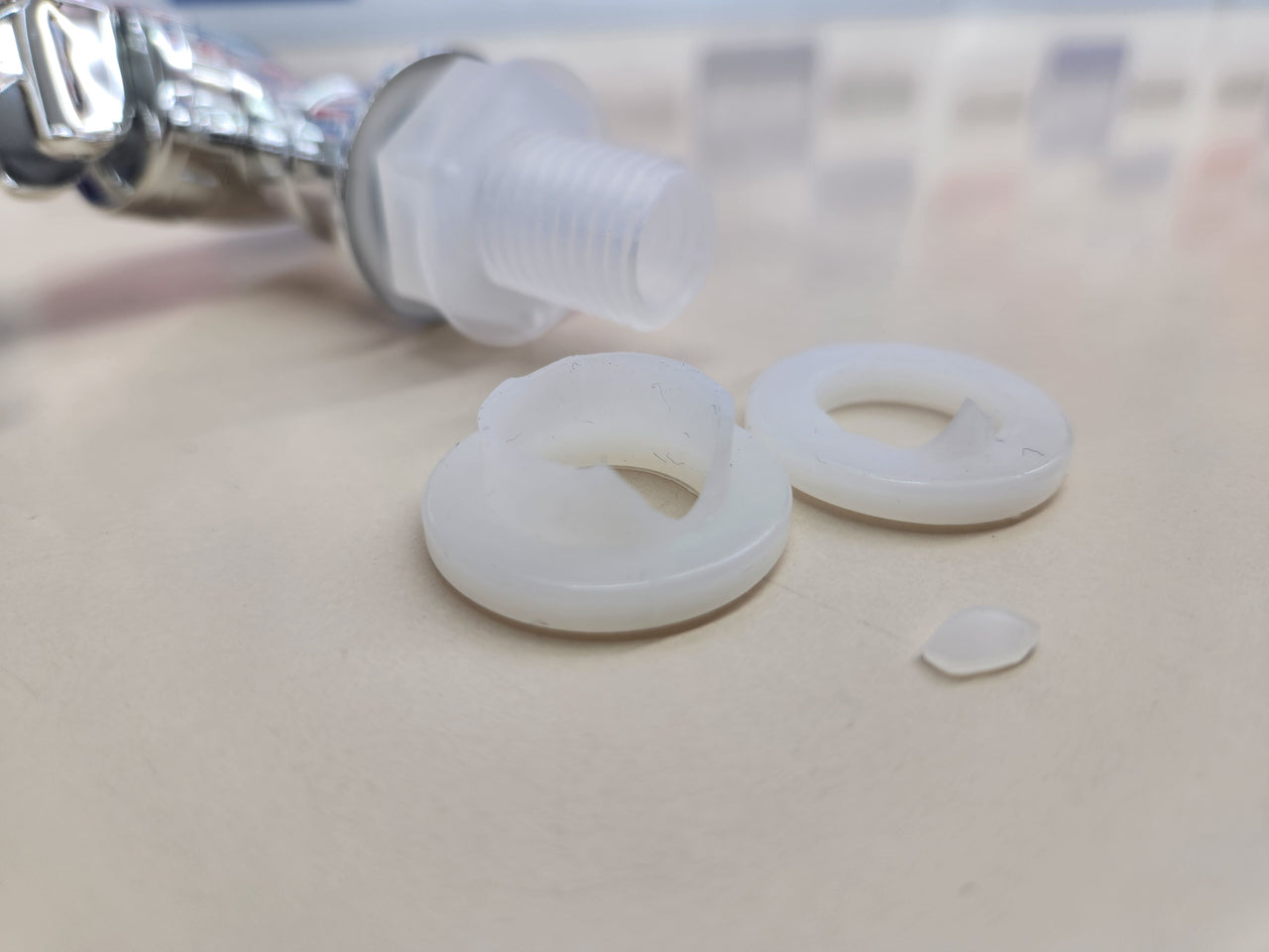 Dispensador 4 litros de capacidad,bebidas para fiestas, dispensador de jabón líquido con grifo, fuente de vidrio para bebidas Avilia