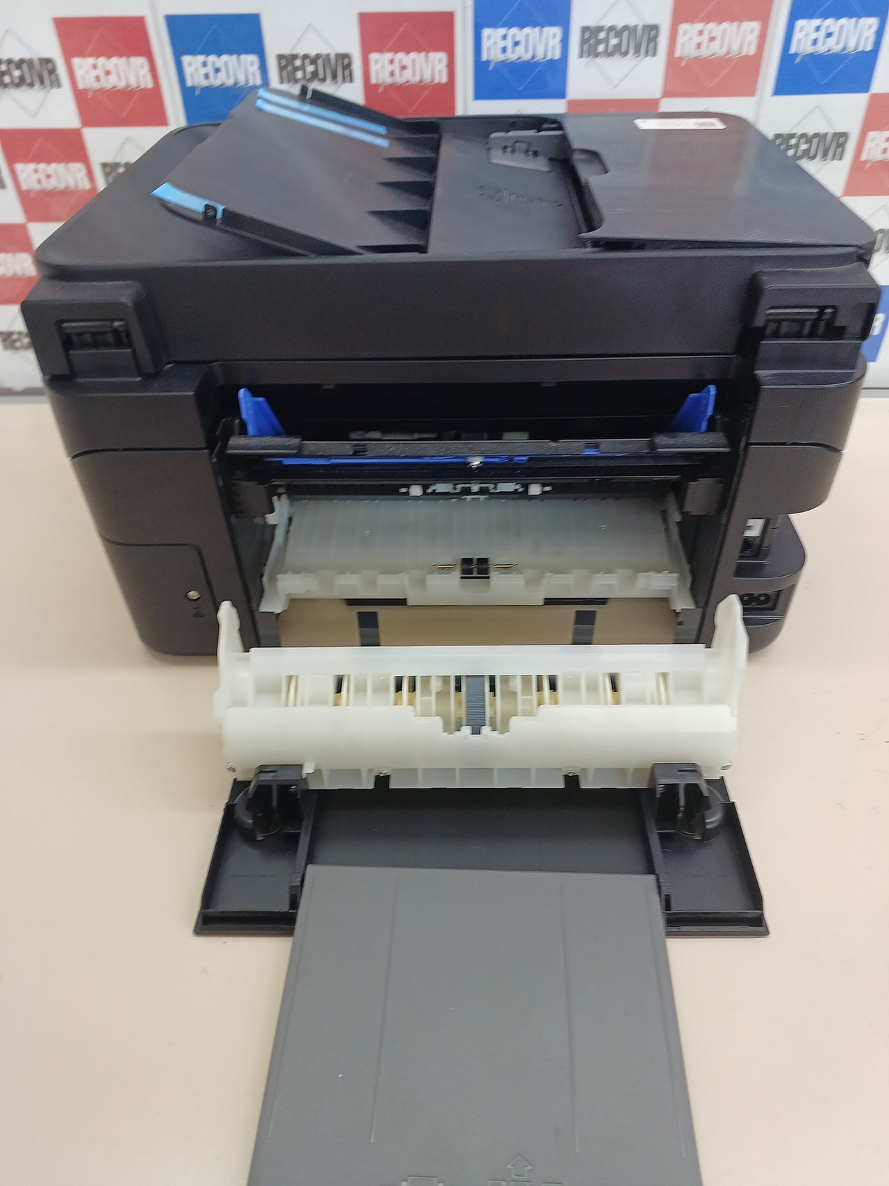 Impresora multifunción A4 con Wi-Fi y fax EPSON