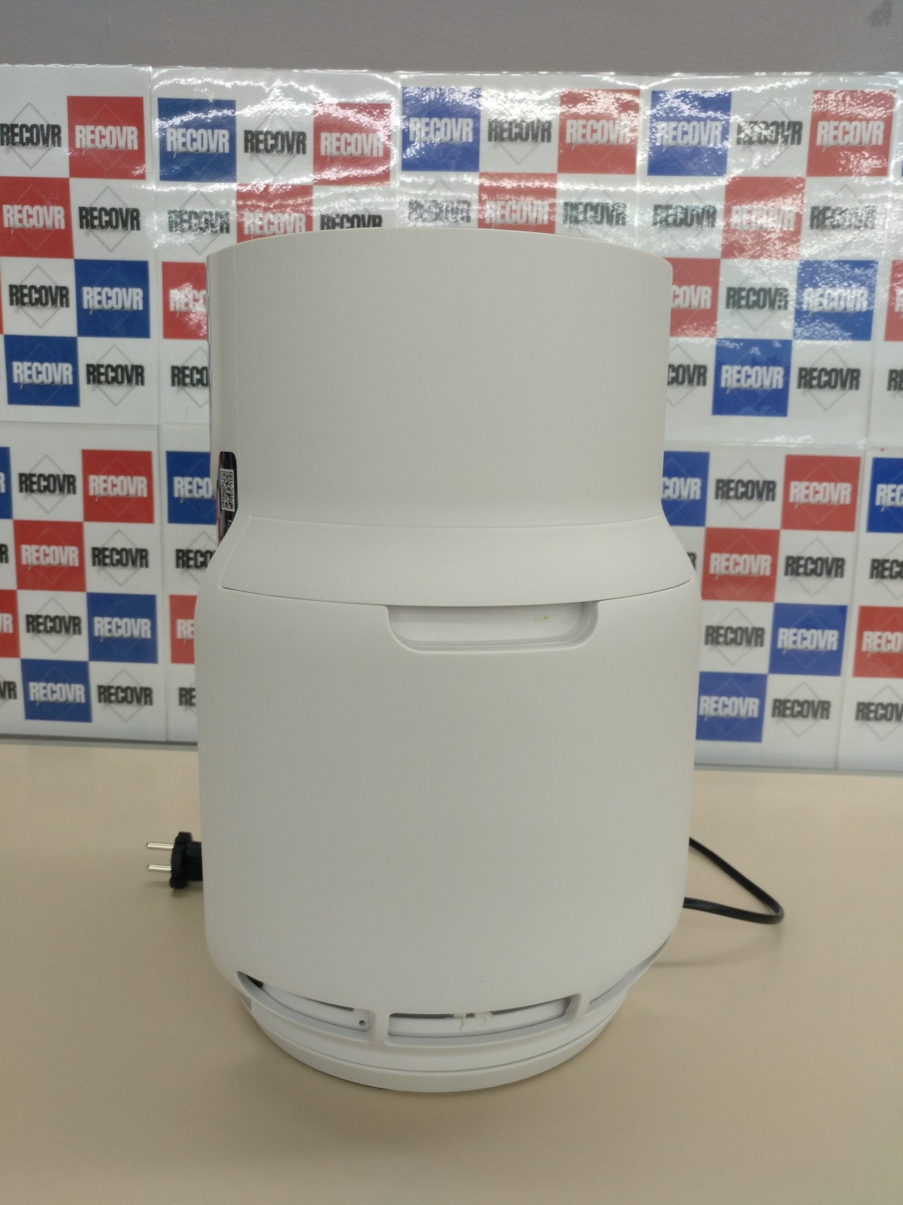 Shark NeverChange hasta 5 años purificador de aire, alcance 60 m², filtro HEPA que dura 5 años, atrapa 99,97 % de alérgenos, polvo, polen, pelusa, automático, silencioso, pantalla led, blanco HP150EU