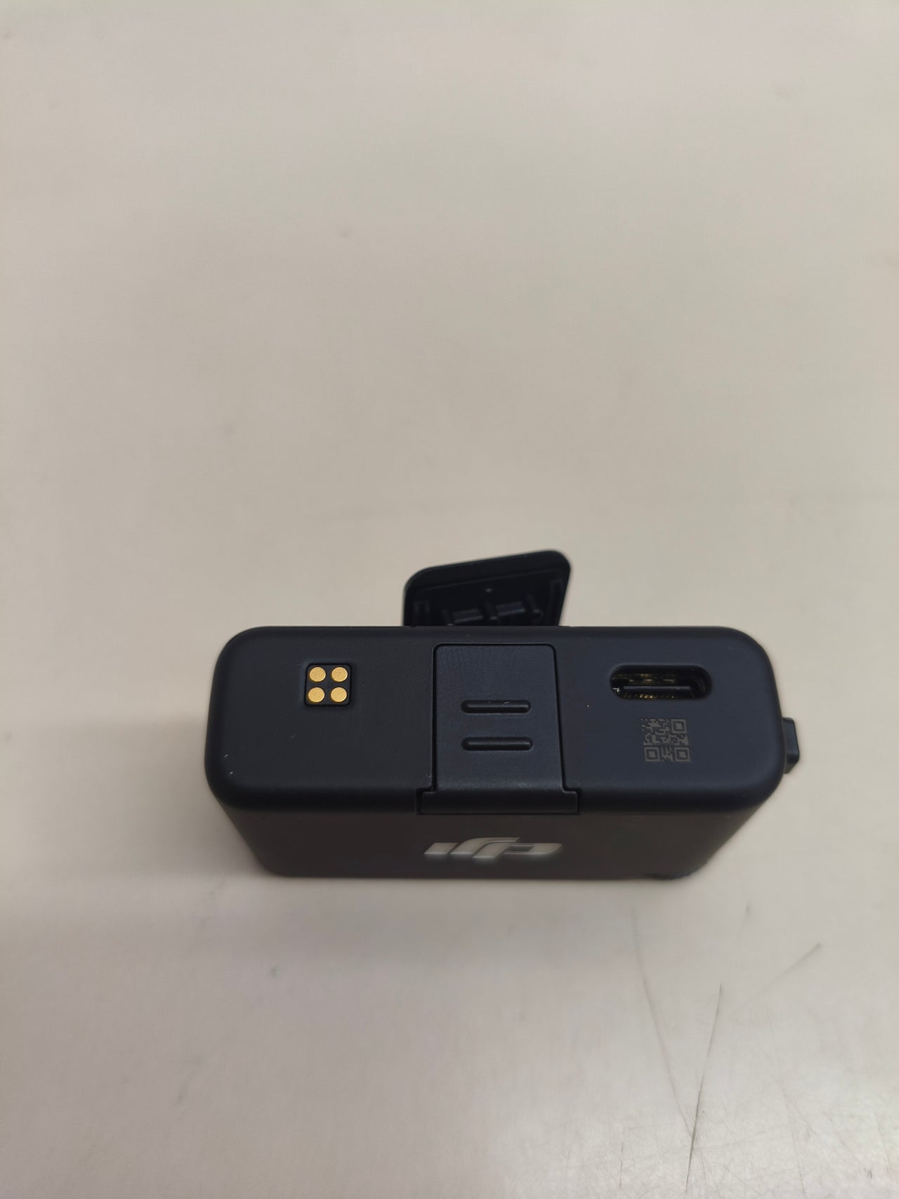 DJI Mic 3 inalámbrico (2 TX + 1 RX) con estuche de carga