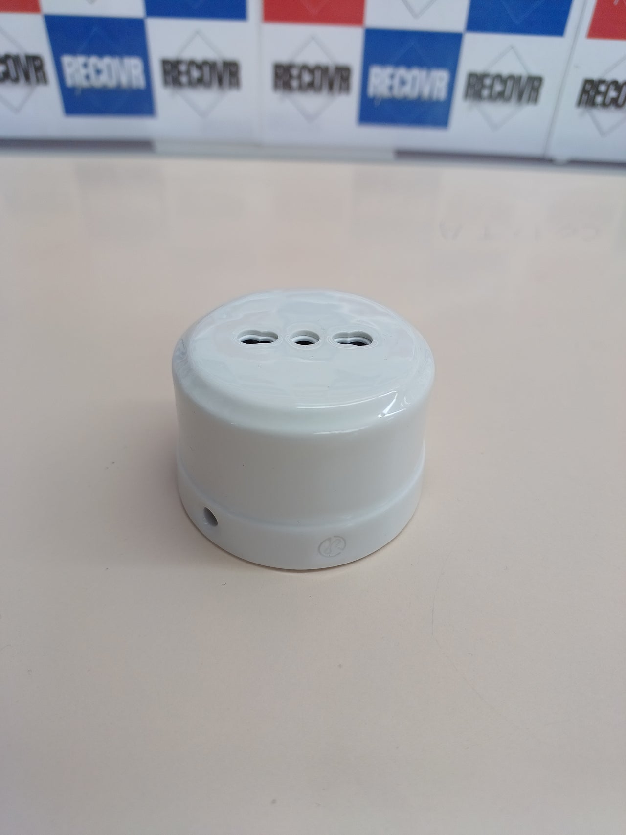Toma de Corriente de Porcelana para Cable Textil, Acabado Brillante, Color Blanco Klartext BELLE EPOQUE