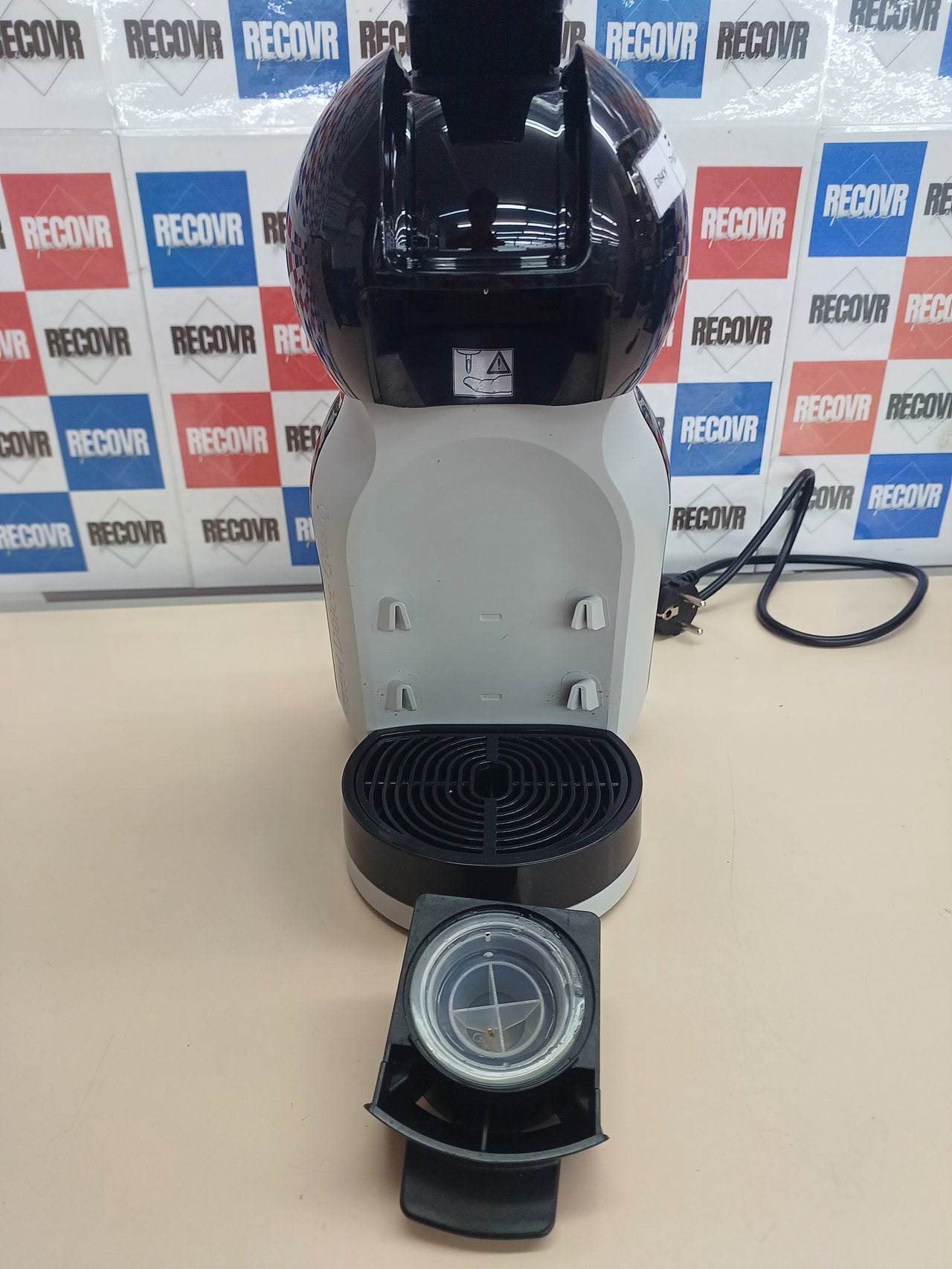Cafetera cápsulas Dolce Gusto 0,8 L compacto – De'Longhi