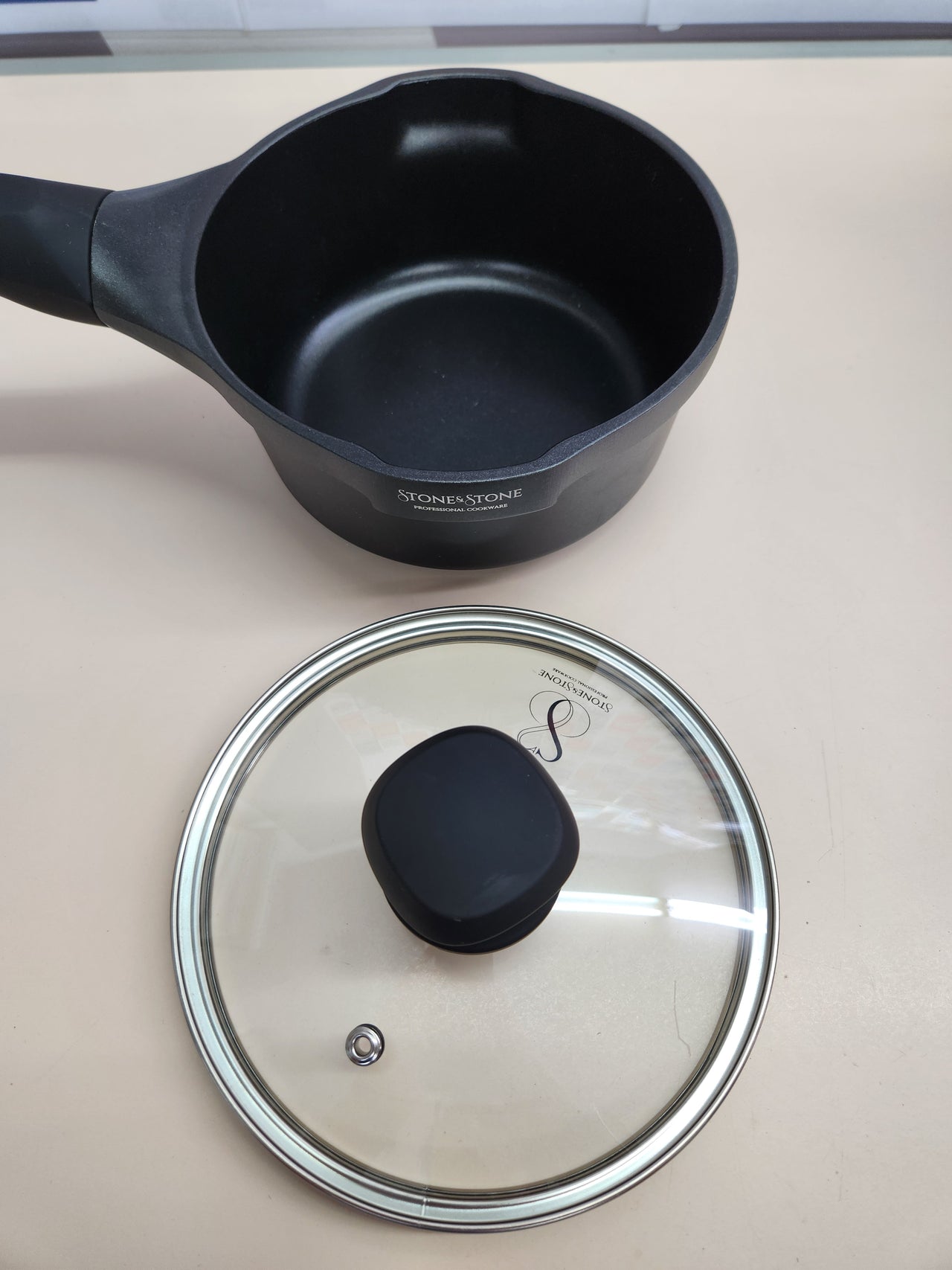 Cacerola 16CM mango ergonómico extraíble Apto Inducción acero & aluminio antiadherente Alemán Greblon C3+ inducción y horno Libre de PFOA + tapa de cristal