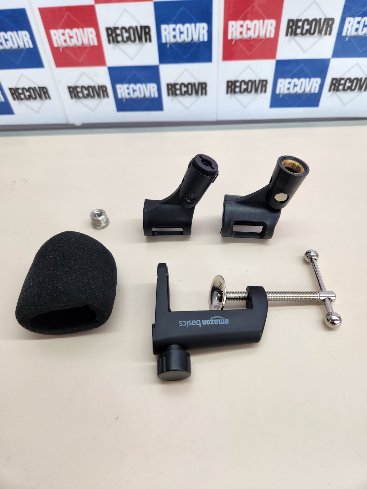 Soporte Micrófono de Mesa Ajustable