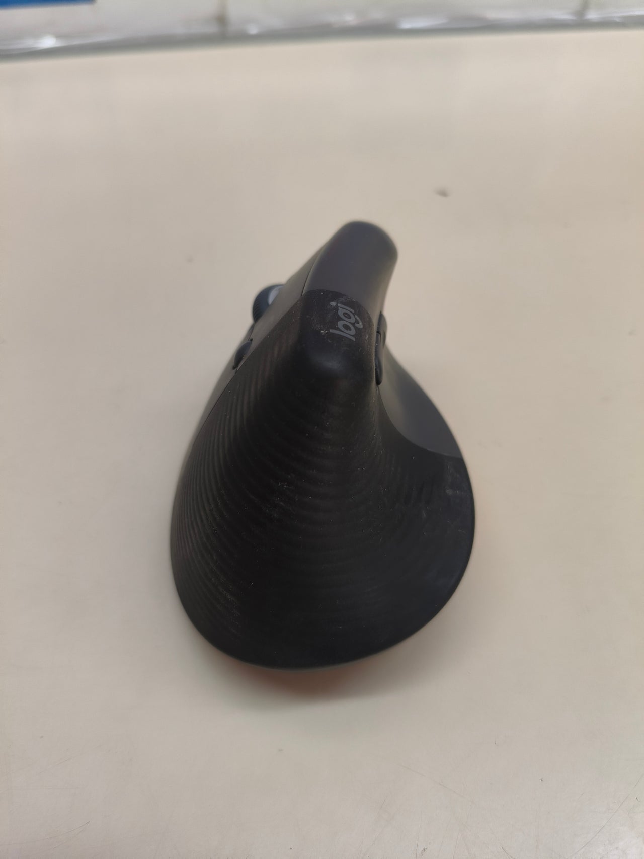 Ratón ergonómico vertical Logitech Lift para zurdos