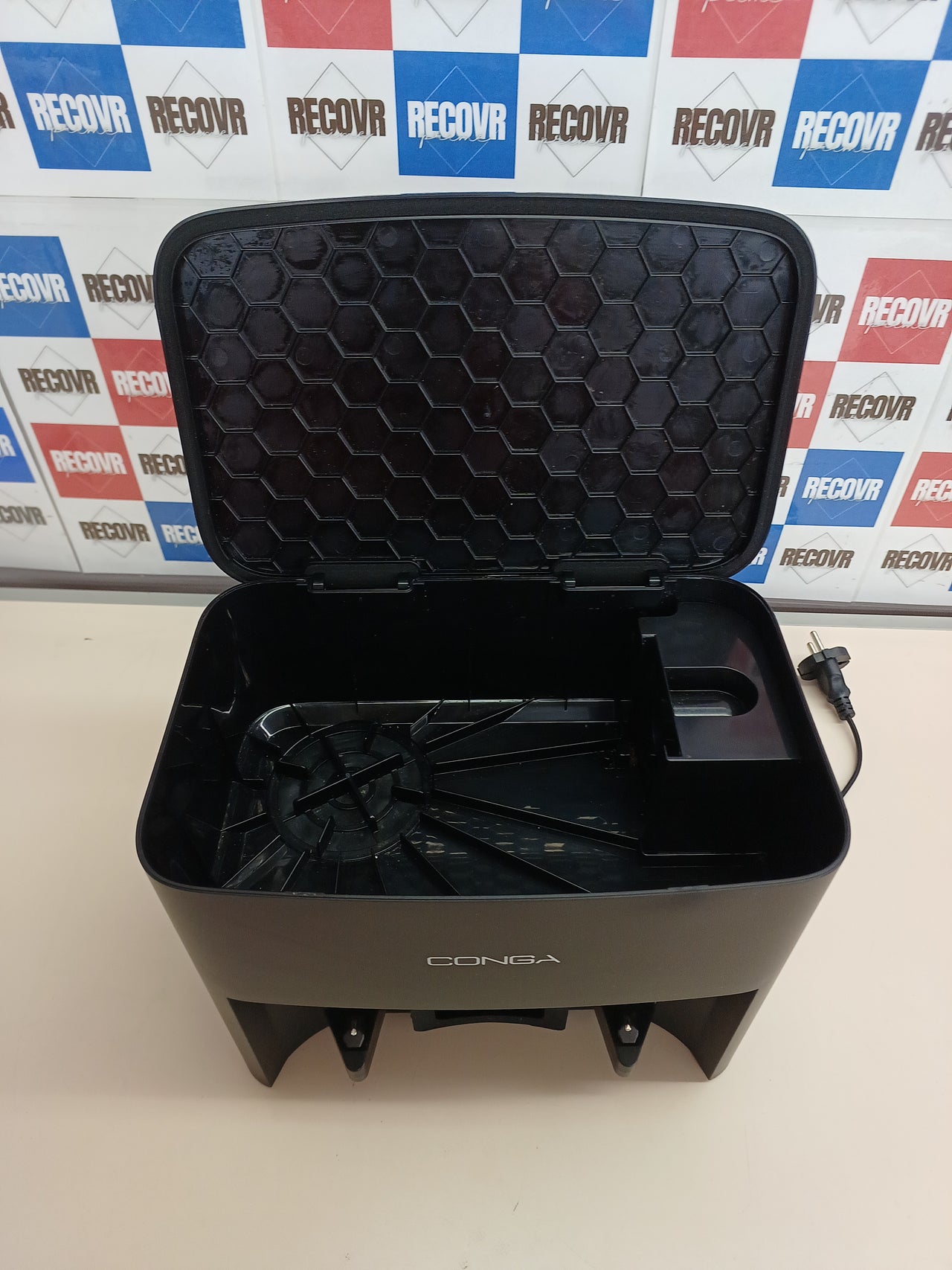Robot Aspirador Cecotec Conga Y50 X-Treme 5000Pa Base