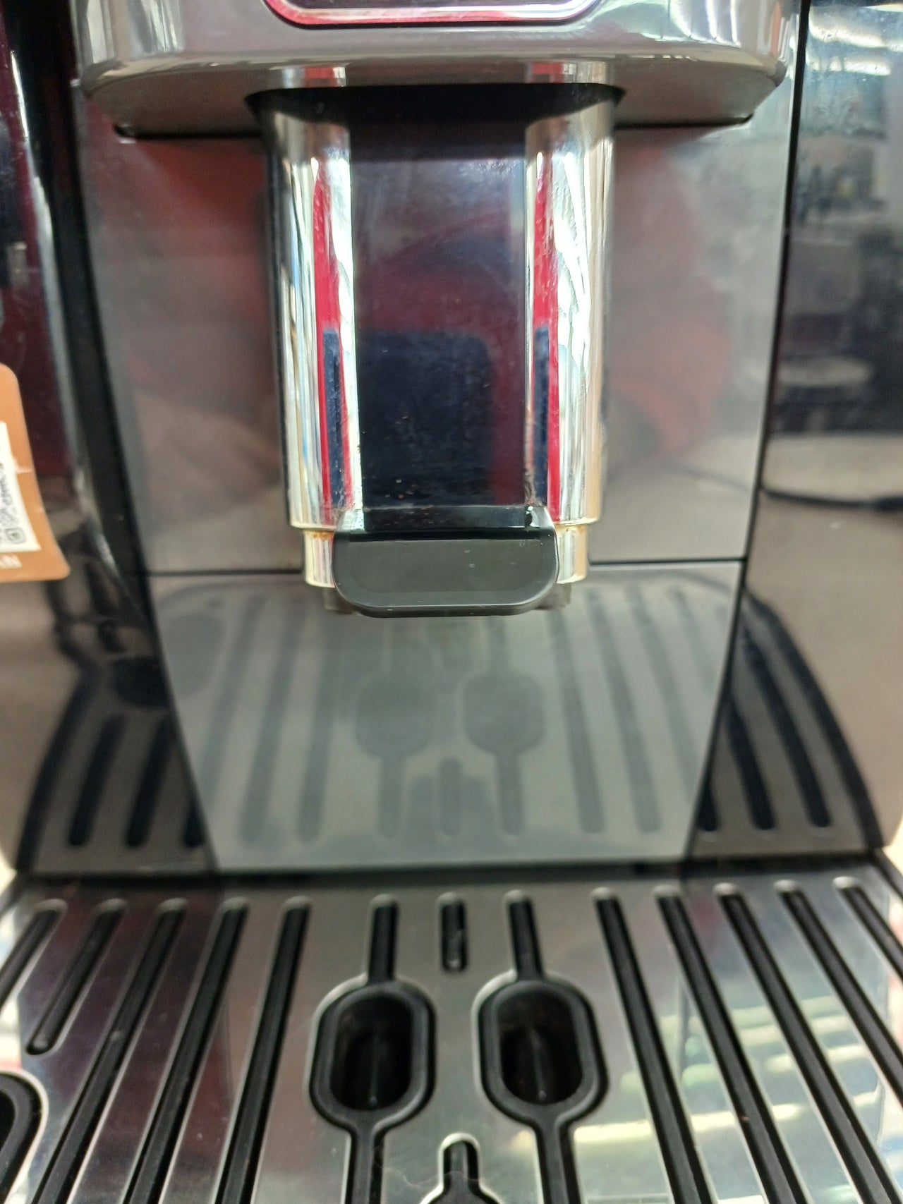 Cafetera superautomática con LatteCrema 4 bebidas one-touch - De'Longhi