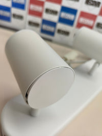 Lámpara inteligente WiZ Imageo con 3 focos LED blancos compatibles