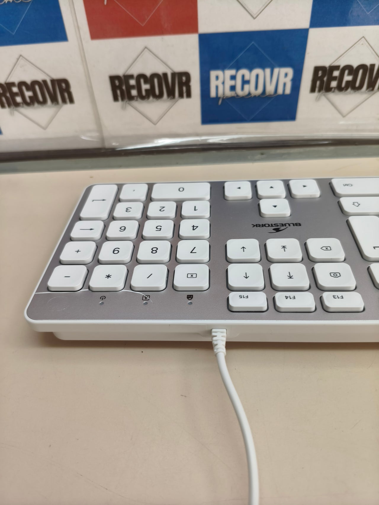 Teclado QWERTY con cable Bluestork para Mac, blanco