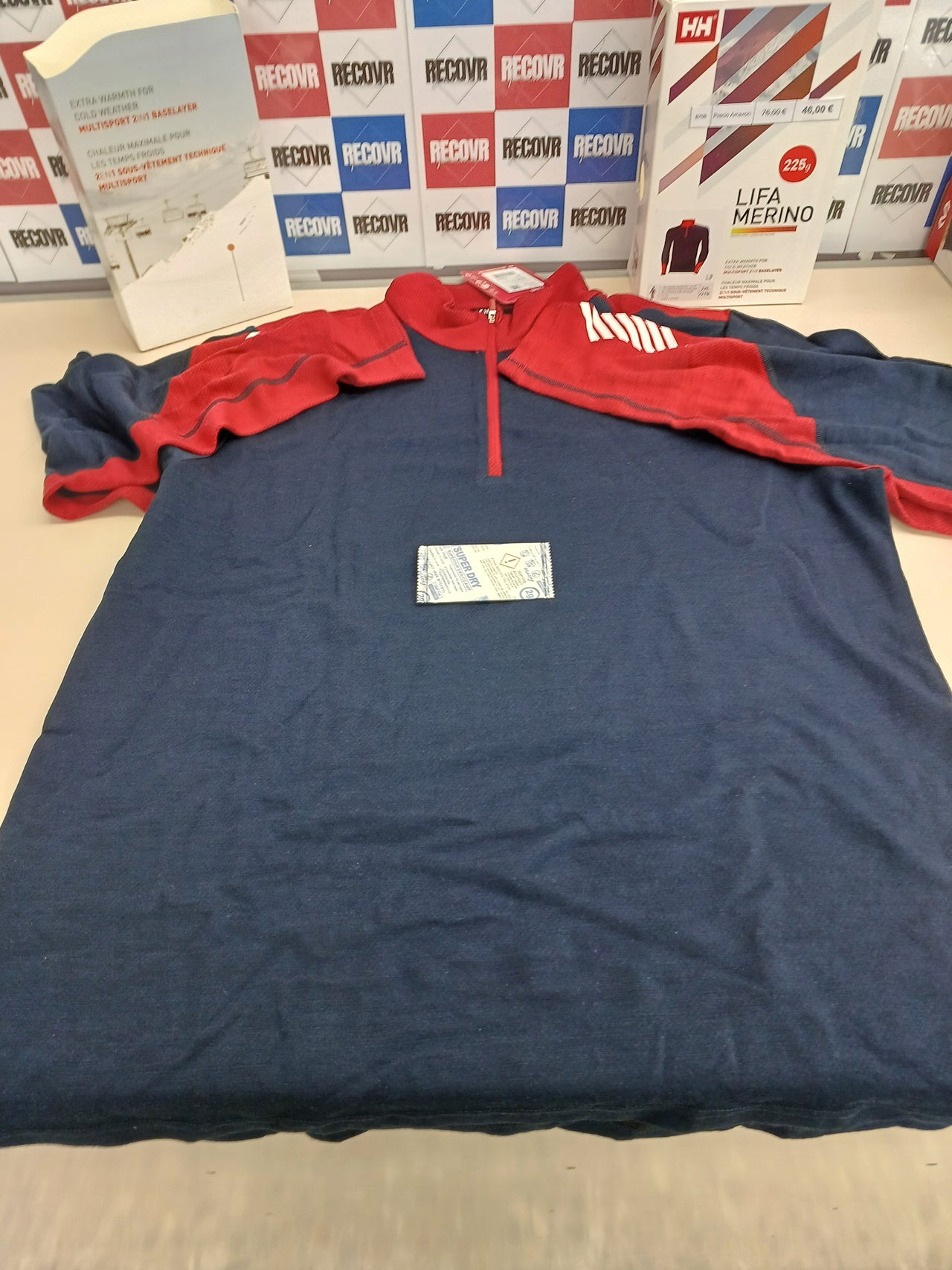 Camiseta térmica hombre LIFA Merino con cremallera.