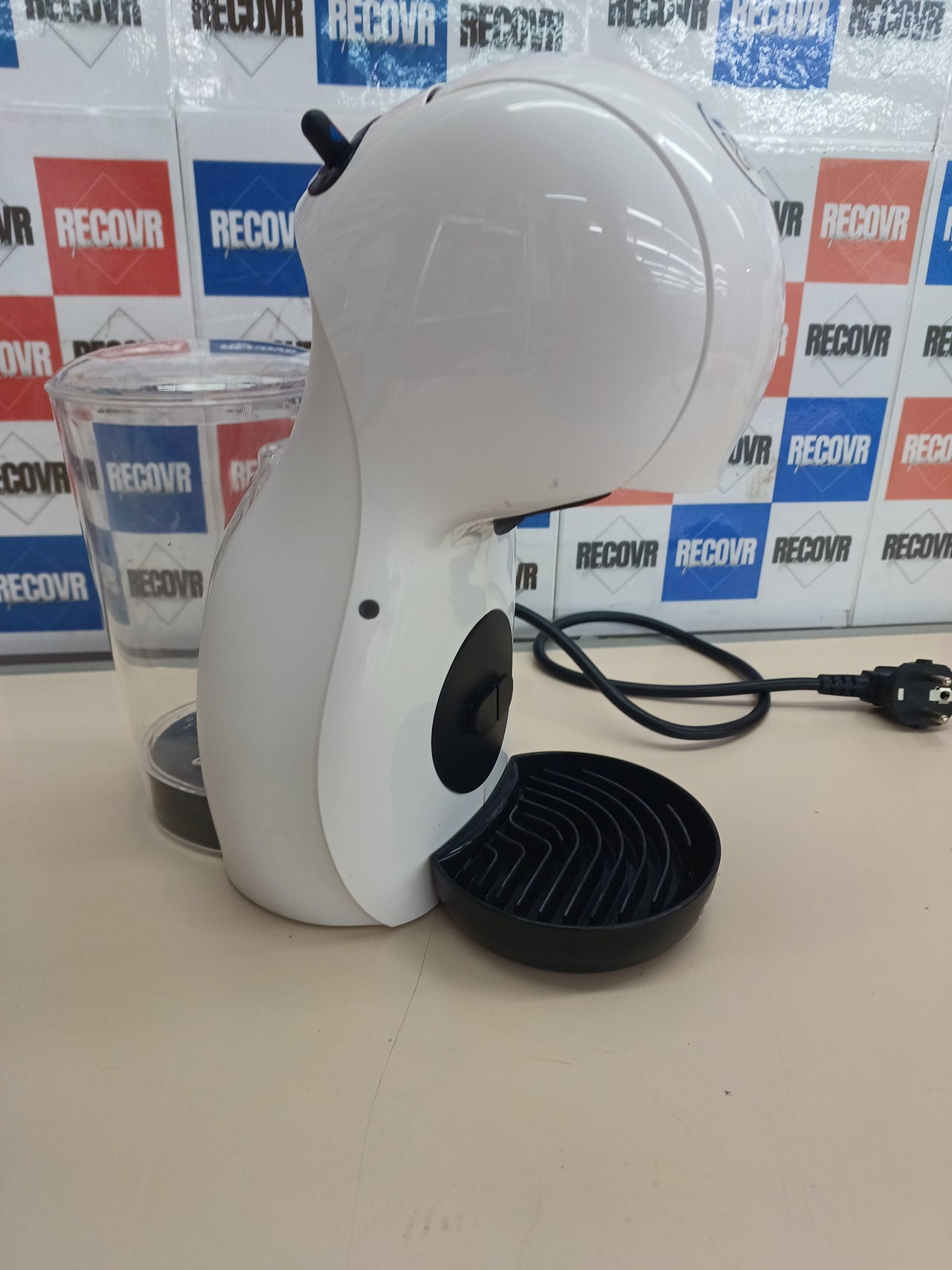 Cafetera cápsulas 1500W supercompacta – De'Longhi