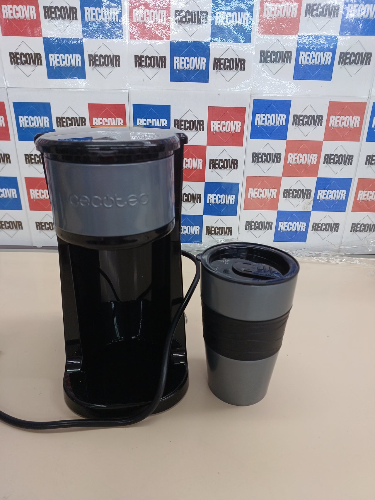 Cafetera de goteo 700 W 420 ml termo portátil Cecotec