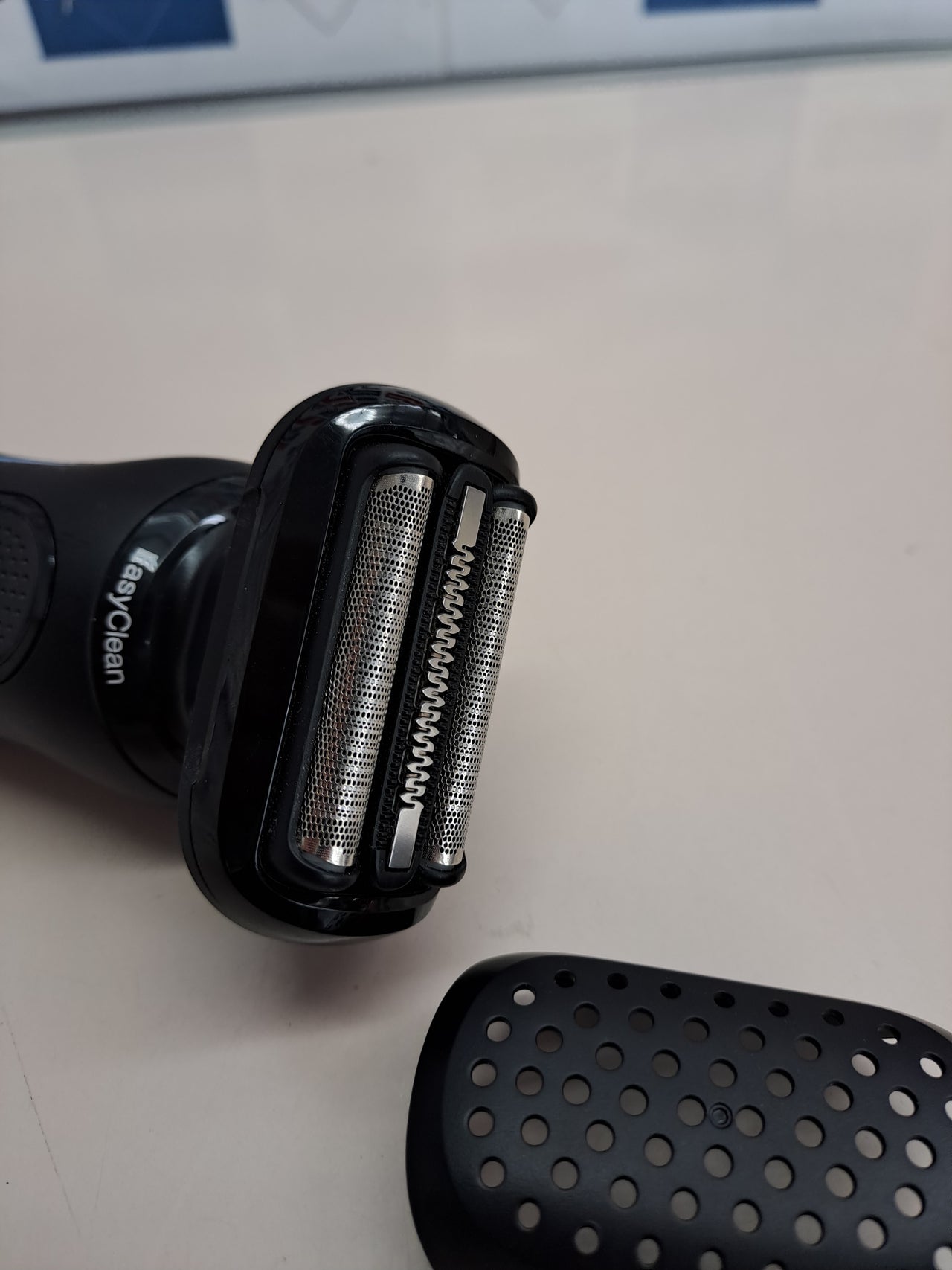 Afeitadora eléctrica recargable seco/mojado – Braun