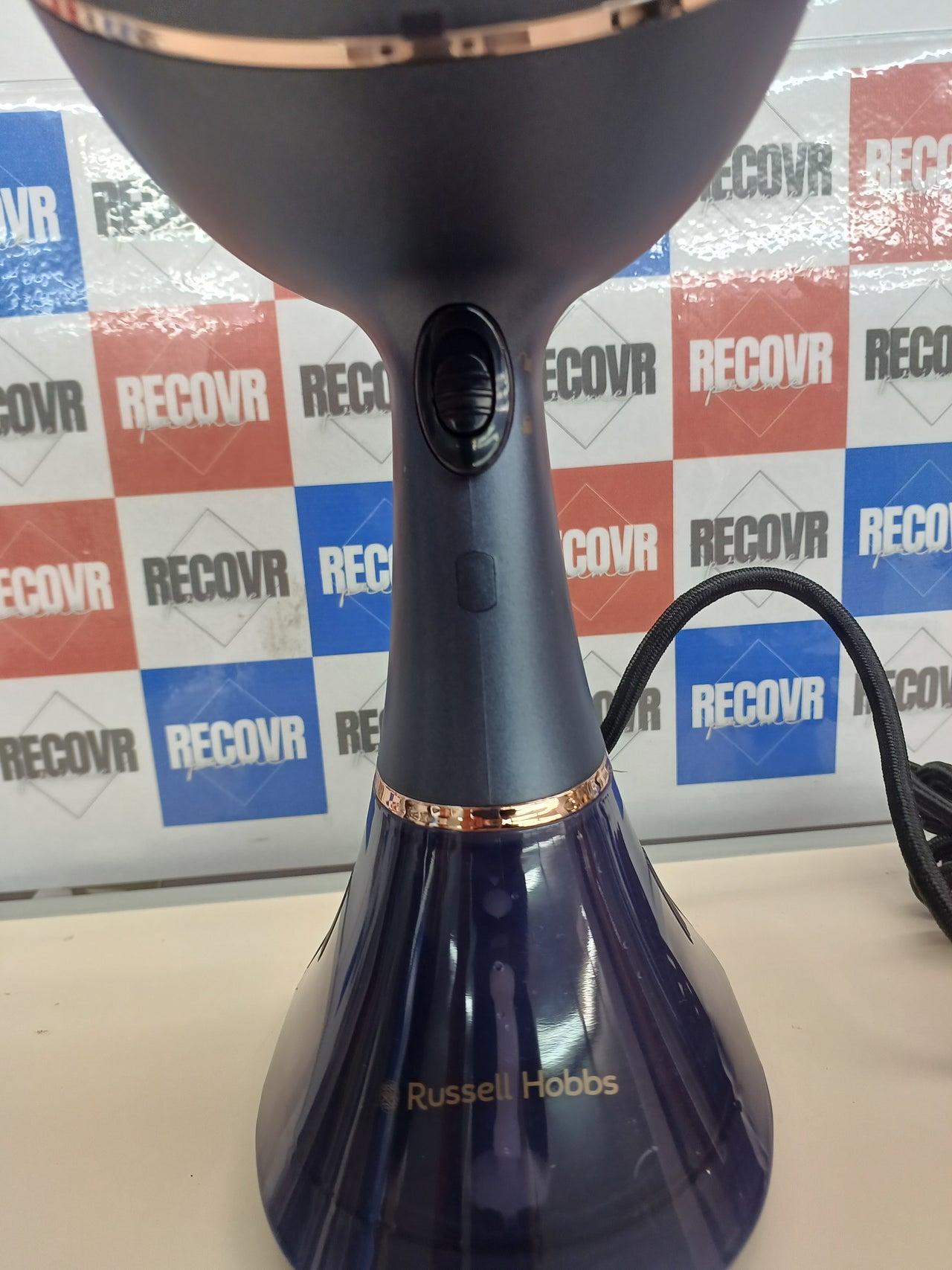 Plancha vertical 1800W con aroma y vapor - Russell Hobbs