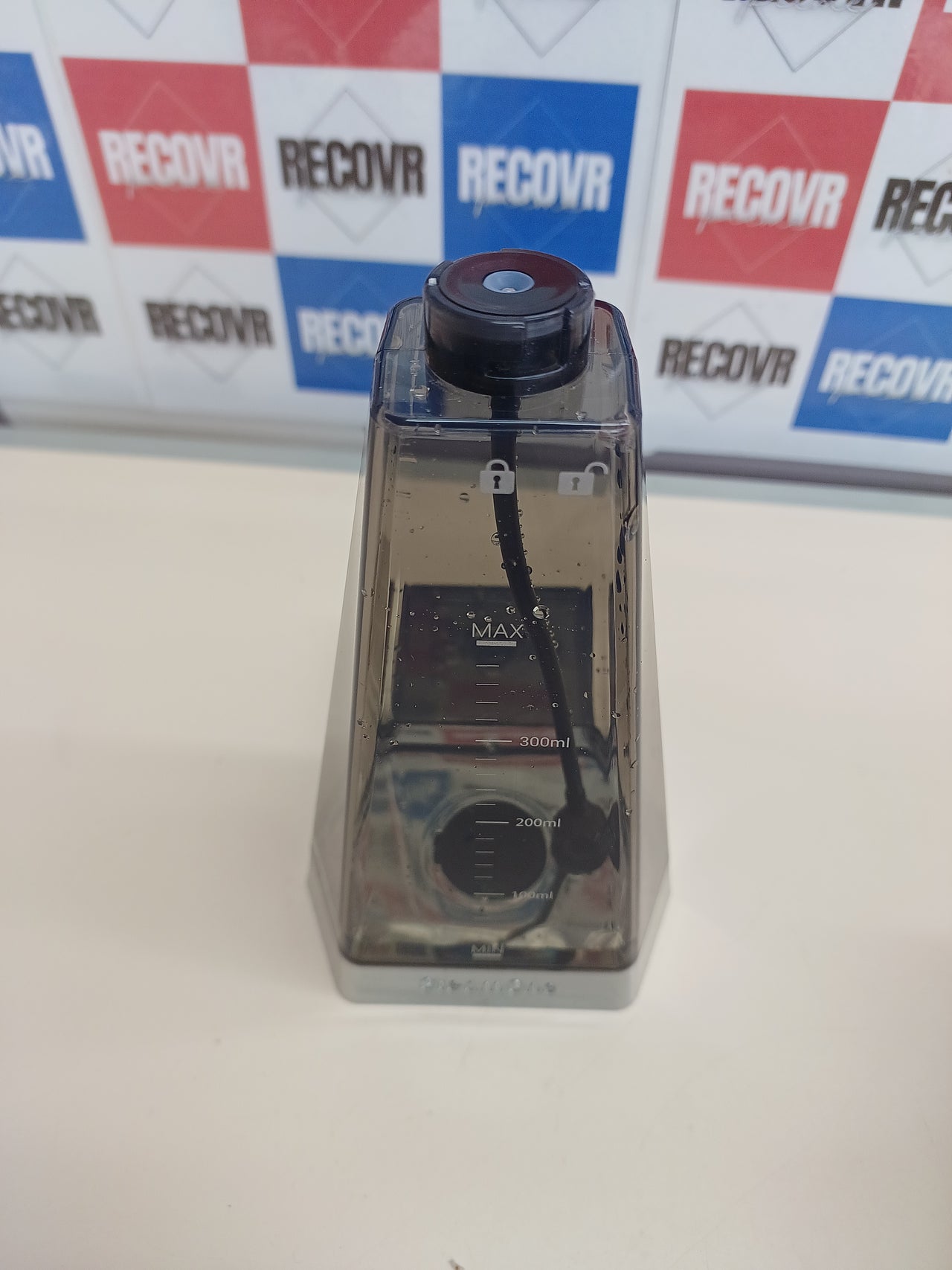 Plancha vertical viaje 2000 W, rápida y eficaz STEAMONE