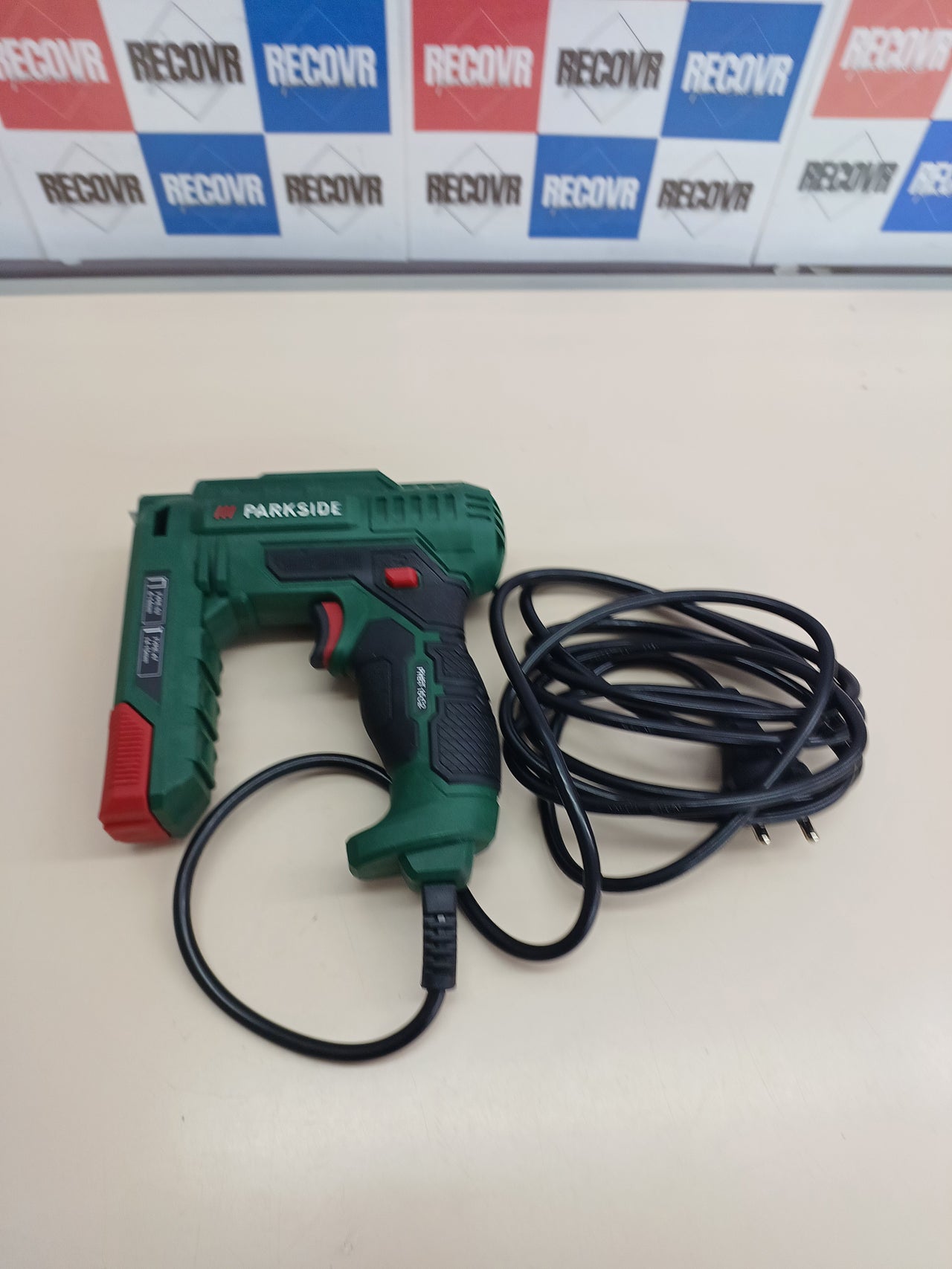 Grapadora eléctrica automática 70W verde - Parkside