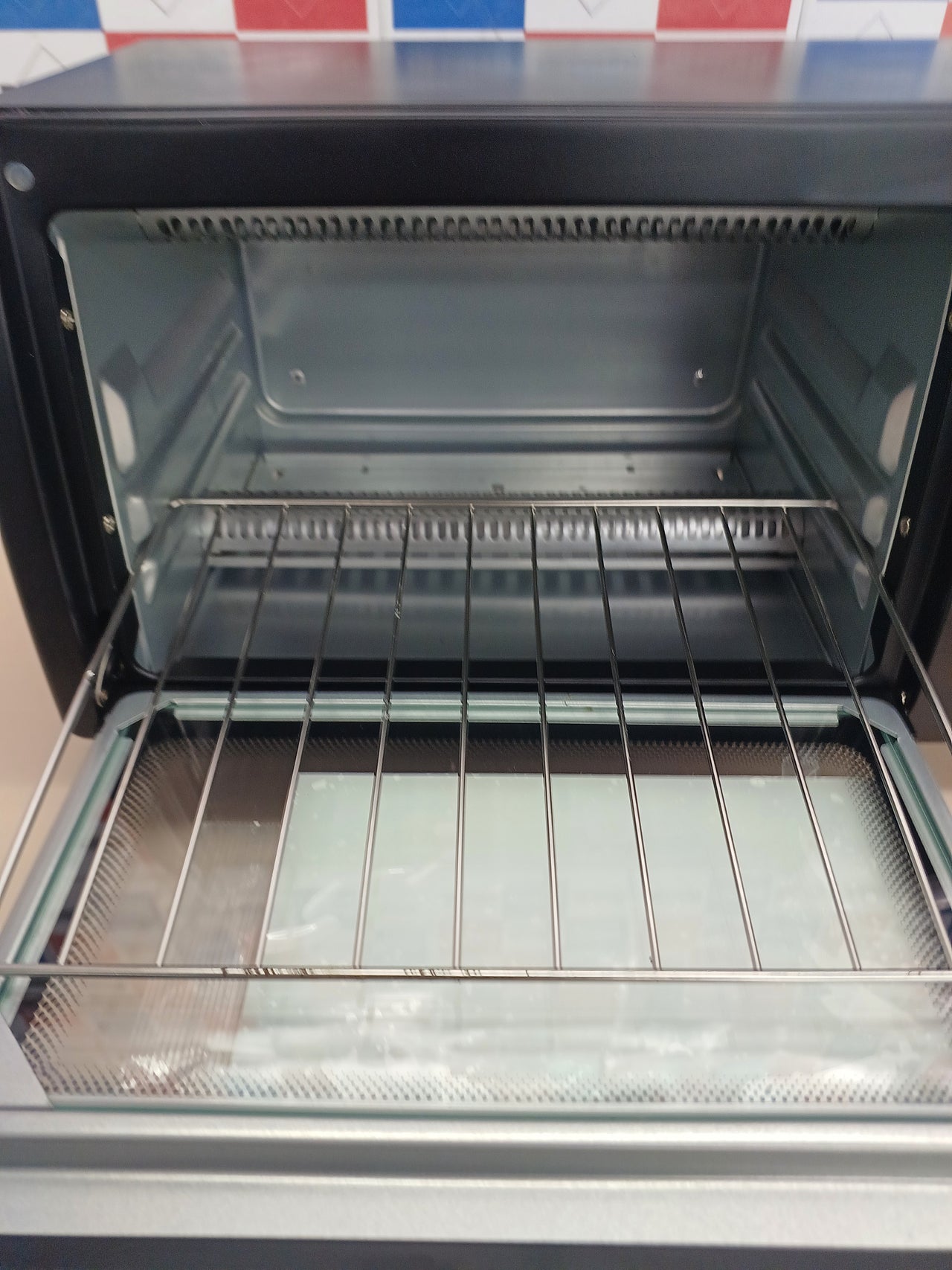 Horno eléctrico 10 L con temporizador y luz ARDES