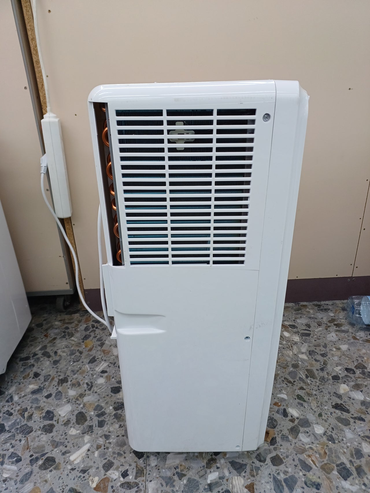 Aire acondicionado portátil Tristar AC‑5531 10500 BTU A