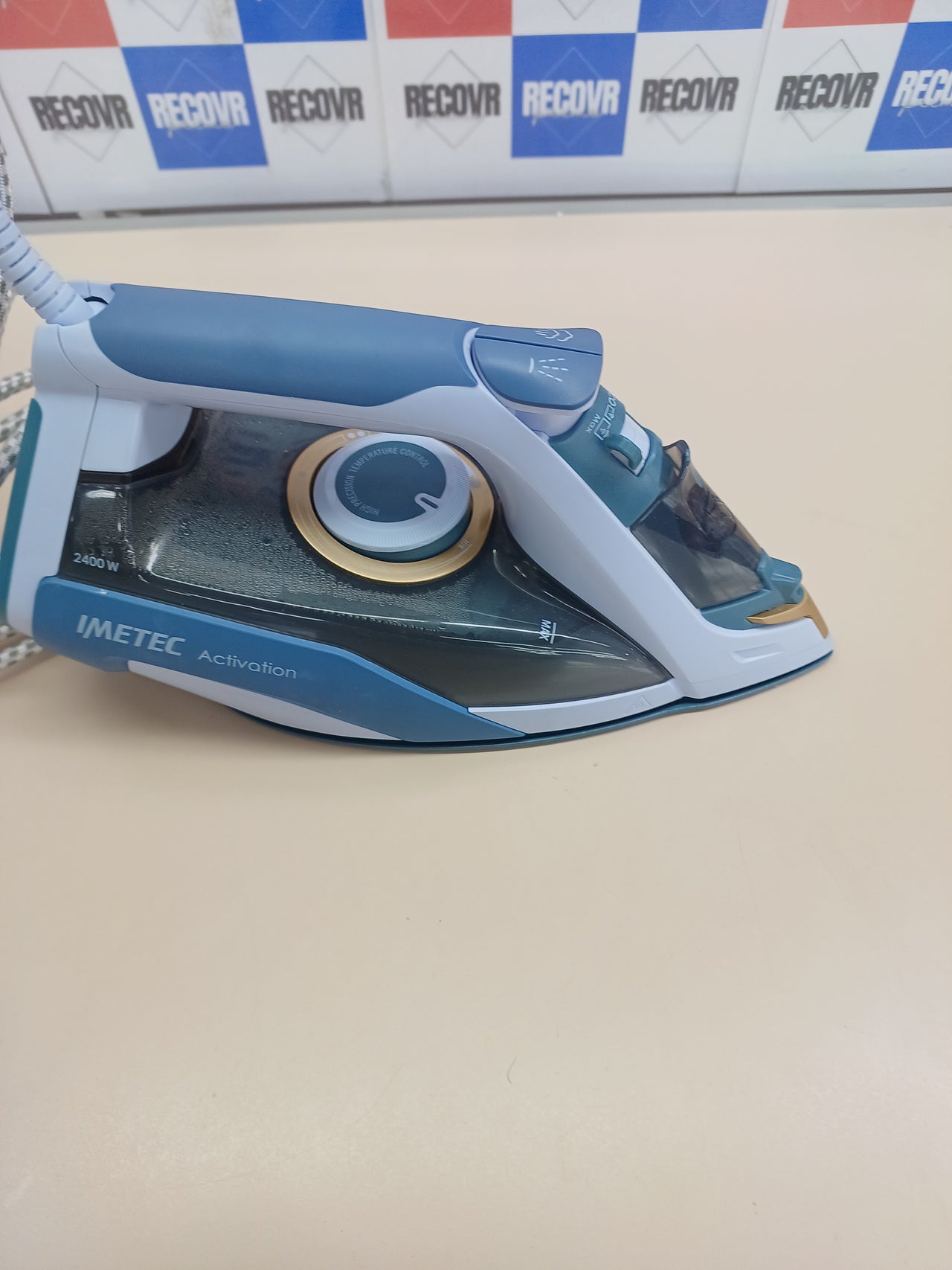 Plancha Vapor, Suela Deslizante Cerámica y Turmalina, Golpe de Vapor de 200 g, Tecnología Antical Zerocalc, Tecnología Eco, 2400 W Imetec Activation.