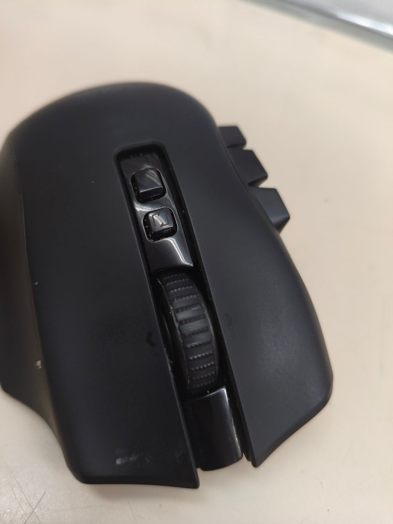 Ratón gaming inalámbrico Razer Naga V2 Pro para MMO