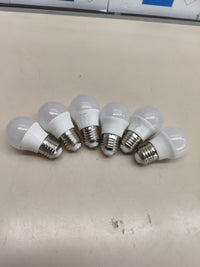 Pack de 6 bombillas LED E27 de luz cálida.