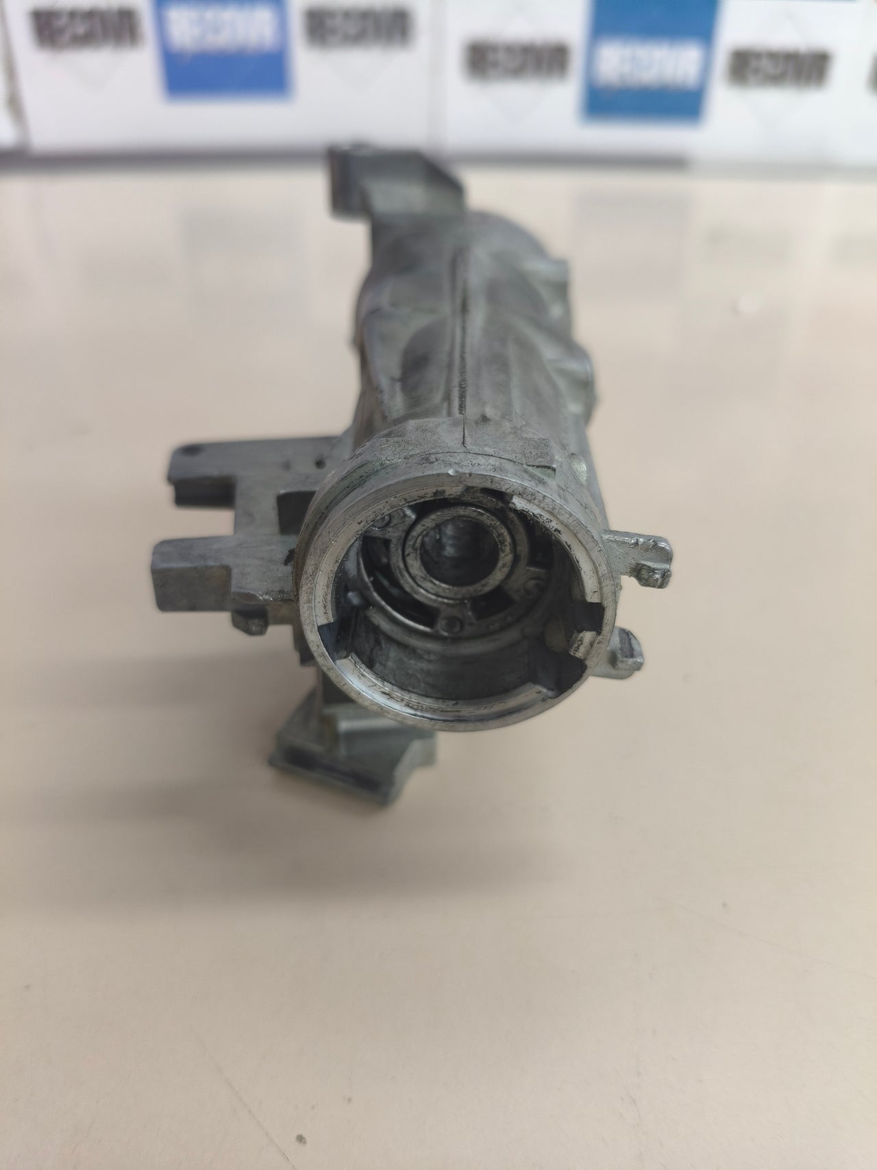 Carcasa del bombín de encendido Febi Bilstein 101017