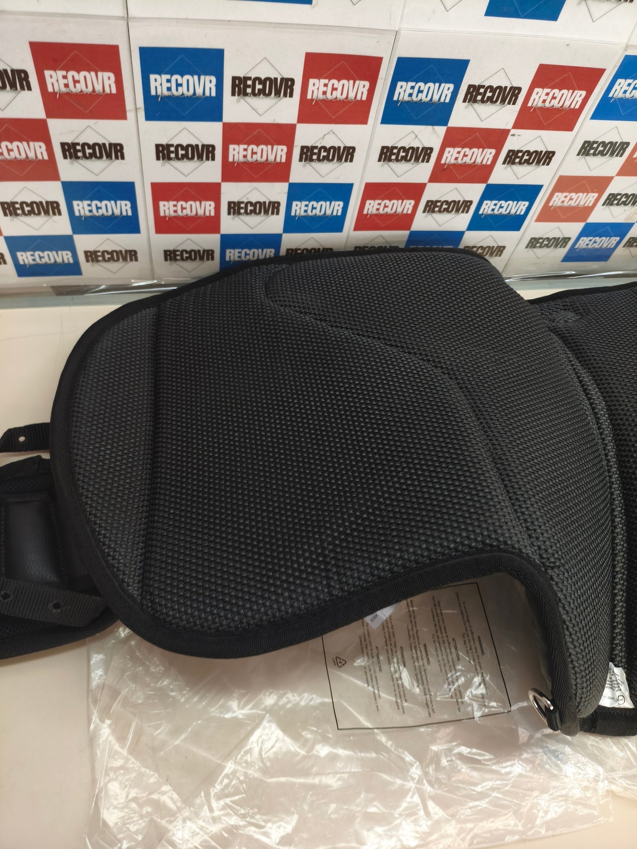 Almohadilla de equitación Covalliero AiRide (50 cm, negra)