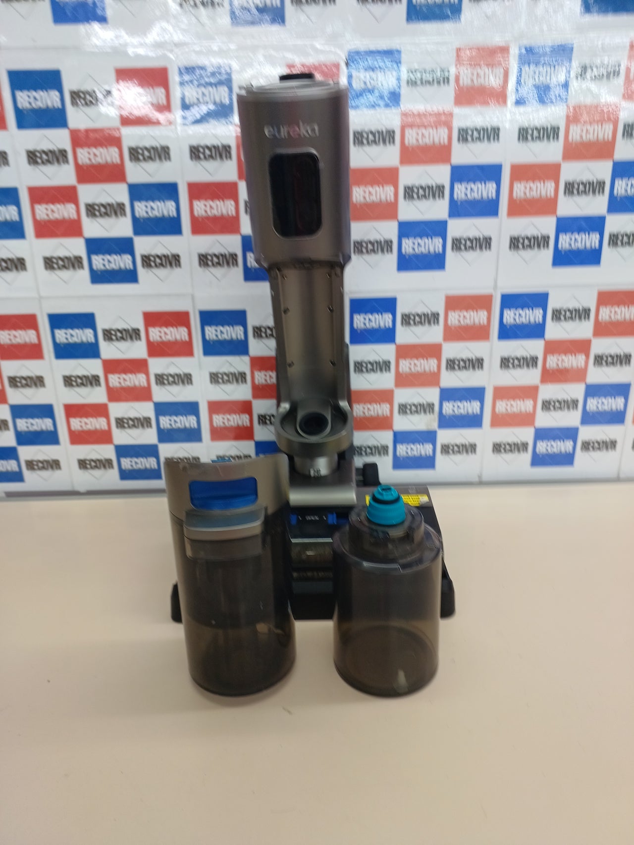 Aspiradora fregona sin cable multisuperficie voz Eureka