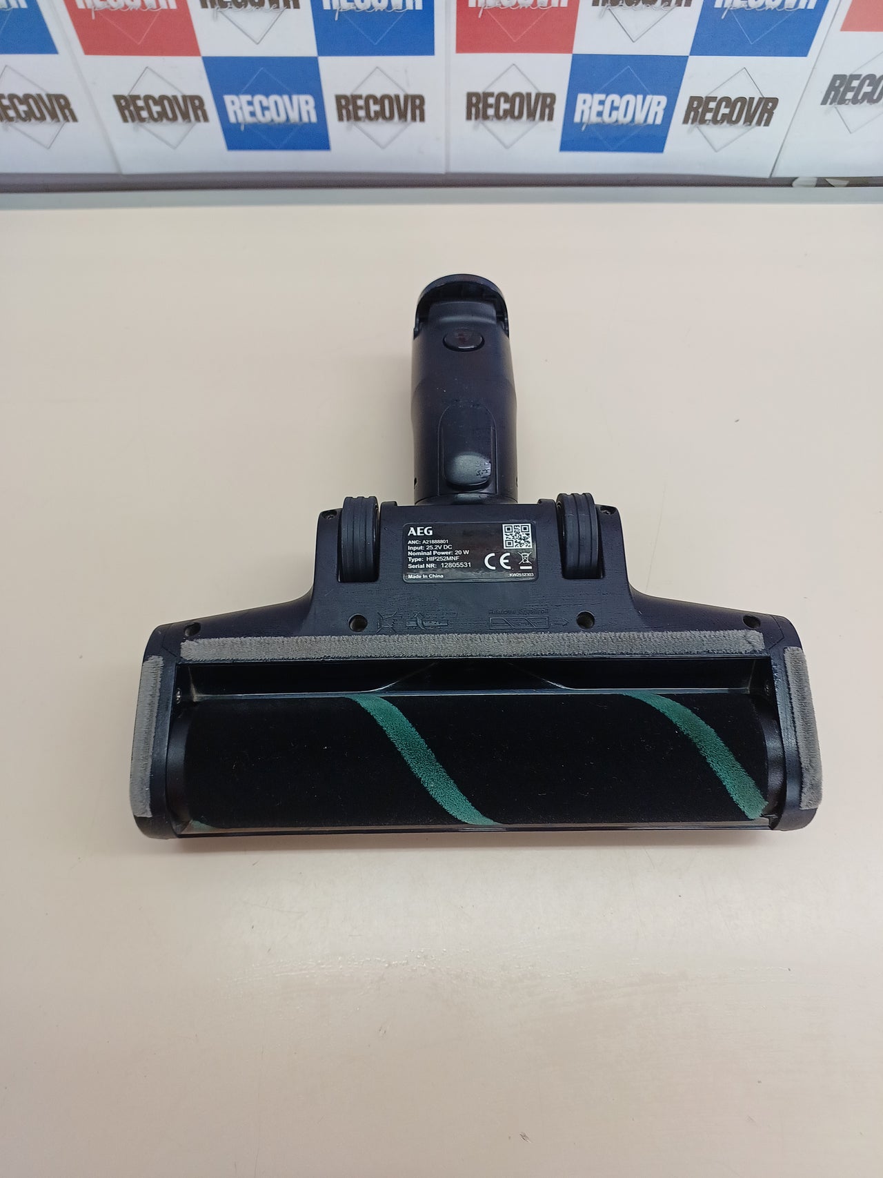 Cepillo AEG UltimatePower AZE156 Suelos Duros
