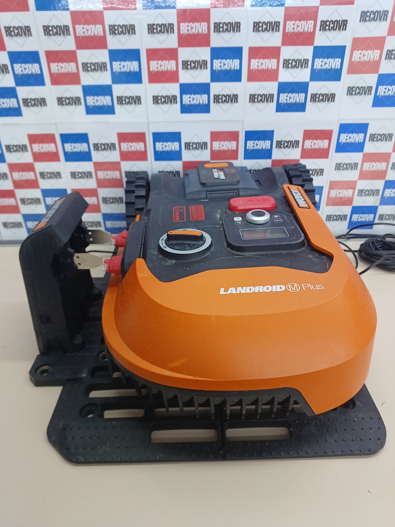 Robot cortacésped 20V hasta 500 m², navegación inteligente - WORX