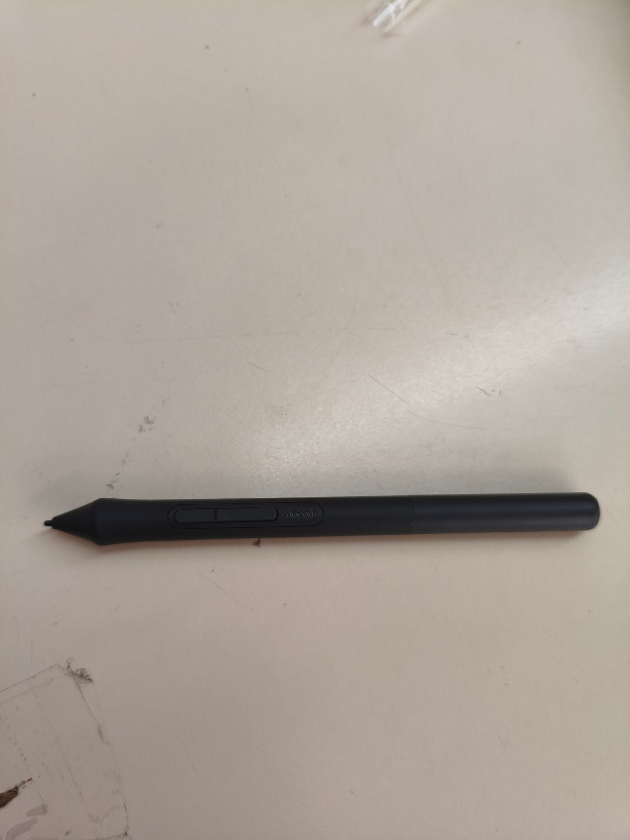 Wacom Intuos Medium, tableta gráfica, lápiz sensible, negra