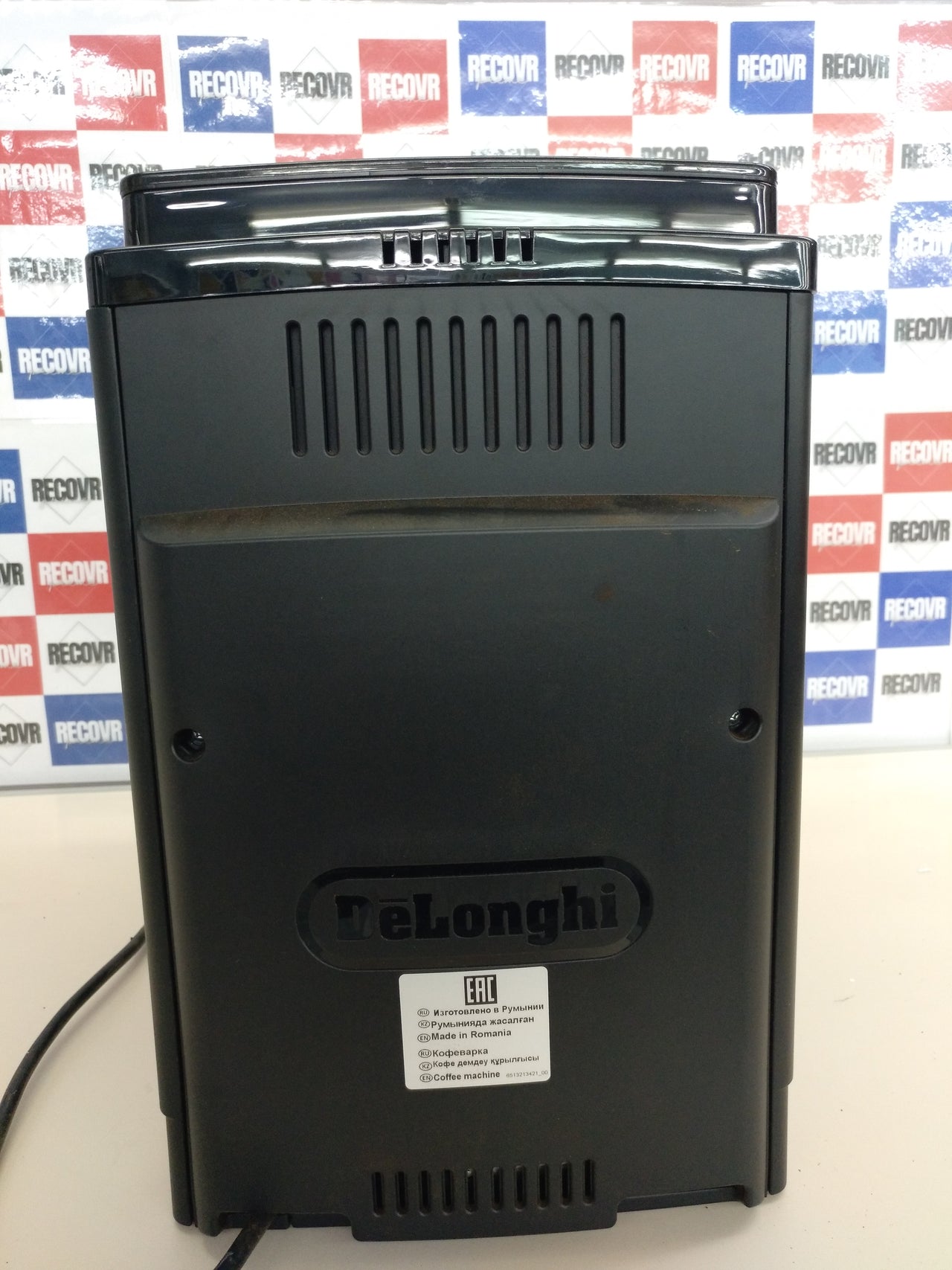 De'Longhi Magnifica Start ECAM222.20.B, Cafetera Superautomática con Boquilla para Leche, Cafetera Espresso del Grano a la Taza con 4 Recetas Soft One-Touch, Panel de Control, 1450W, Negro