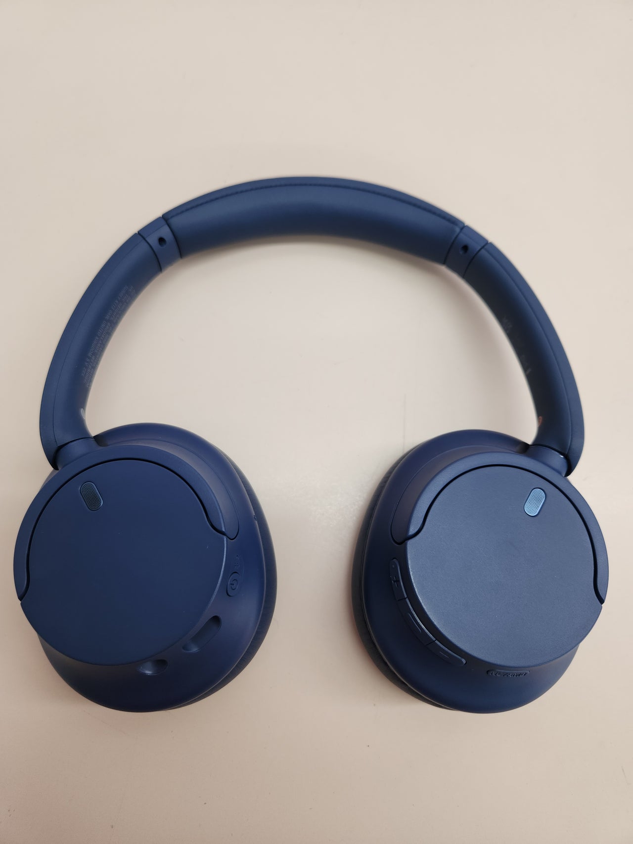 Auriculares Sony WH-CH720N con Noise Cancelling