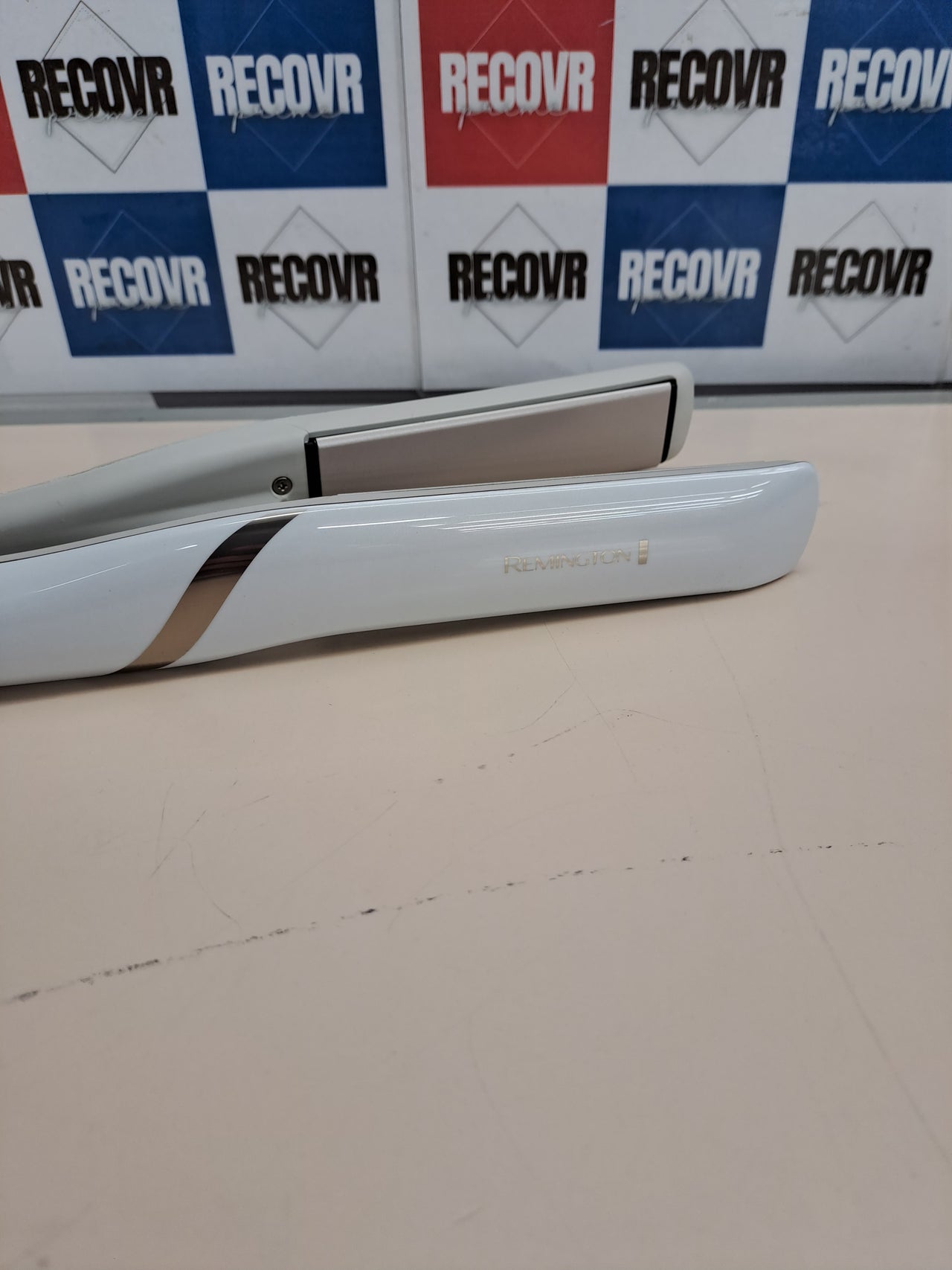 Plancha pelo cerámica Hydraluxe Pro Remington