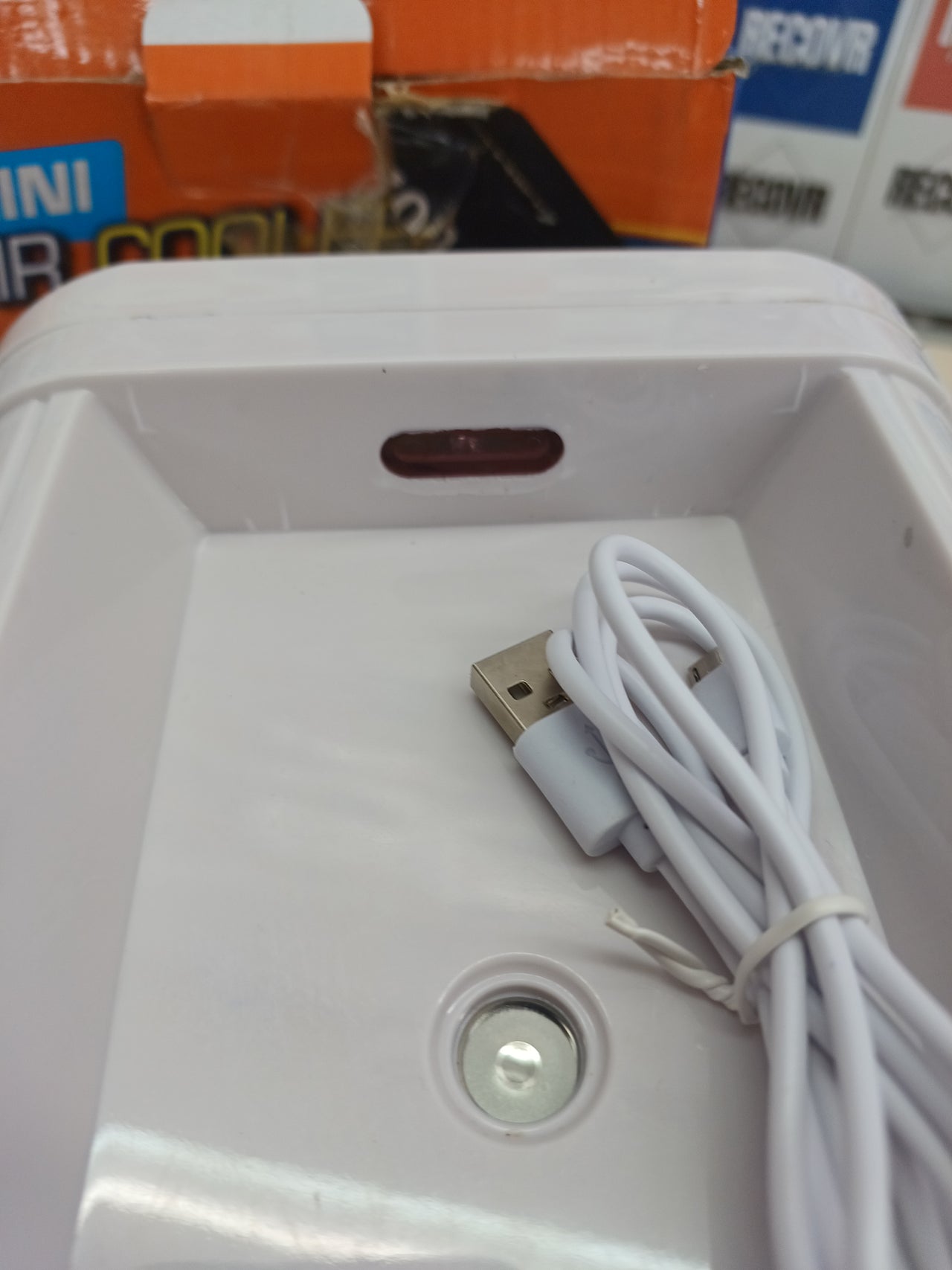 Ventilador de aire acondicionado portÃ¡til, enfriador de aire alimentado por USB, humidificador, mini enfriador de aire personal, ventilador de refrigeraciÃ³n ultra silencioso, ideal para viajes