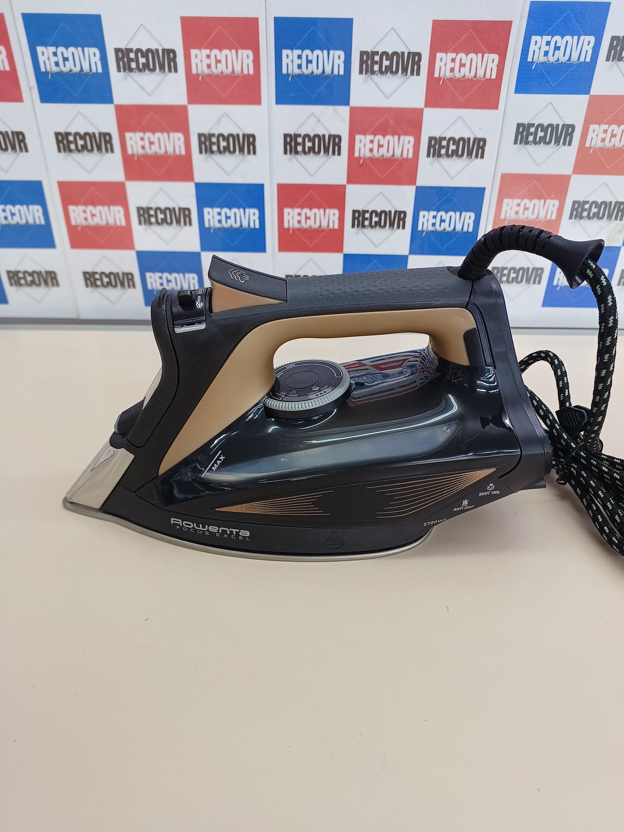 Plancha Vertical Rowenta Focus Excel 2700W
