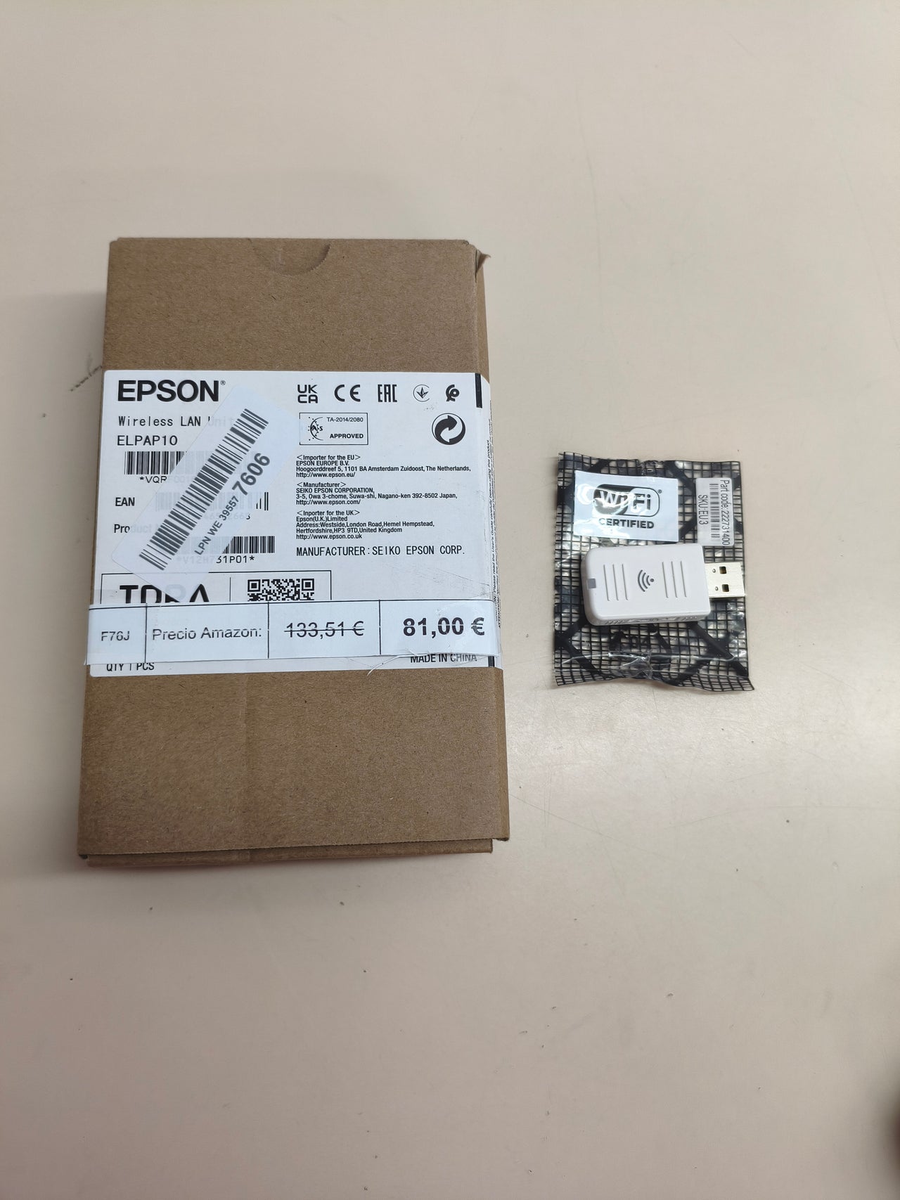 Adaptador inalámbrico LAN (Wi-Fi) para impresoras Epson.